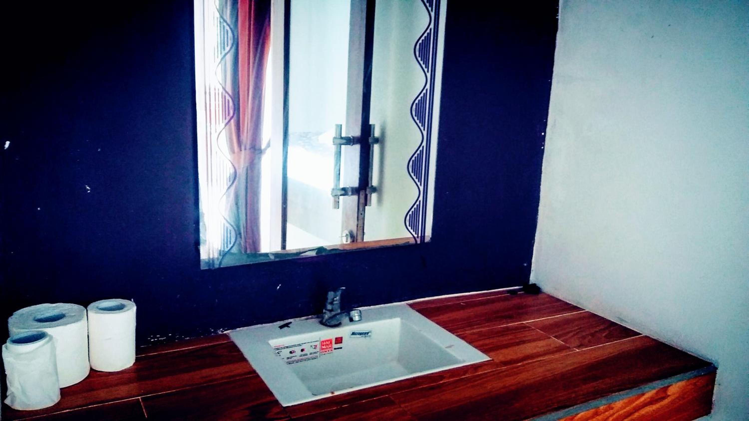 Budget Double Room - Photo 2