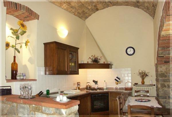 One-Bedroom House - Photo 16