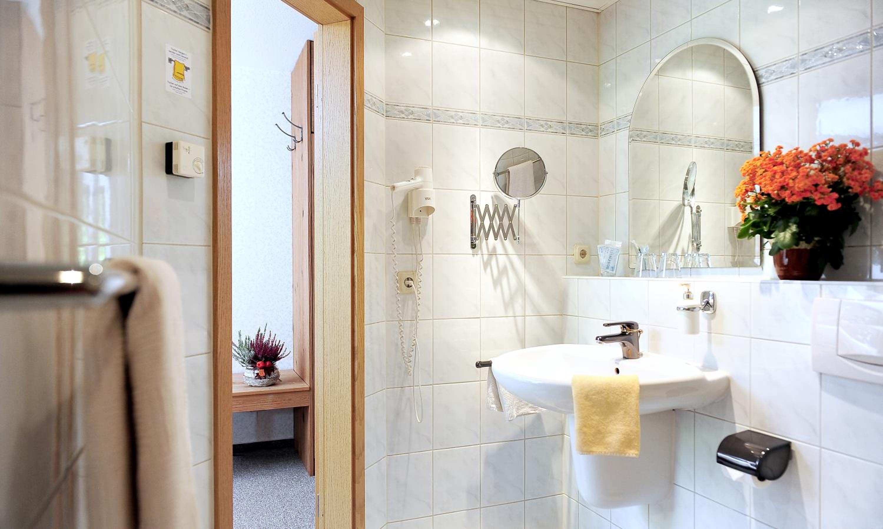 Single Room photo 2