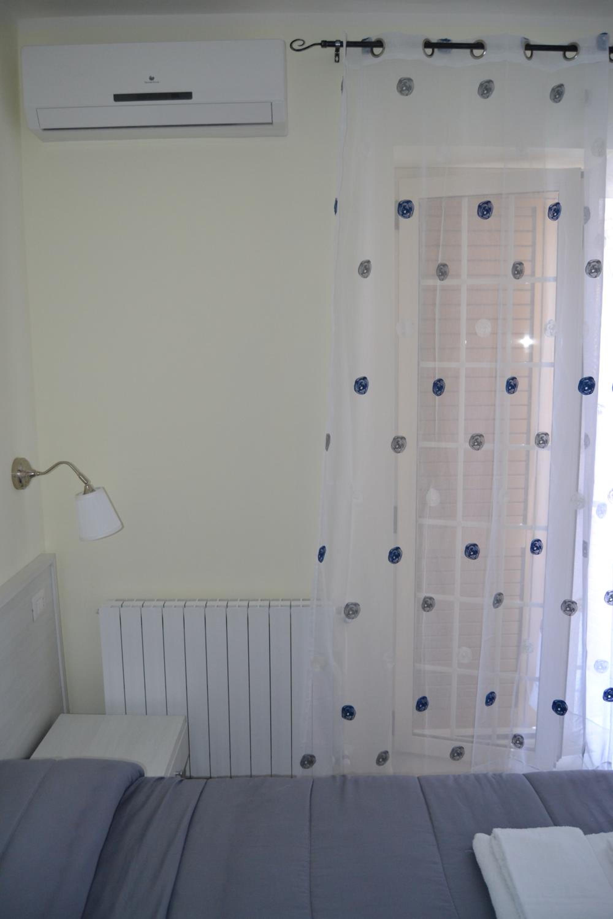 Standard Quadruple Room - Photo 1