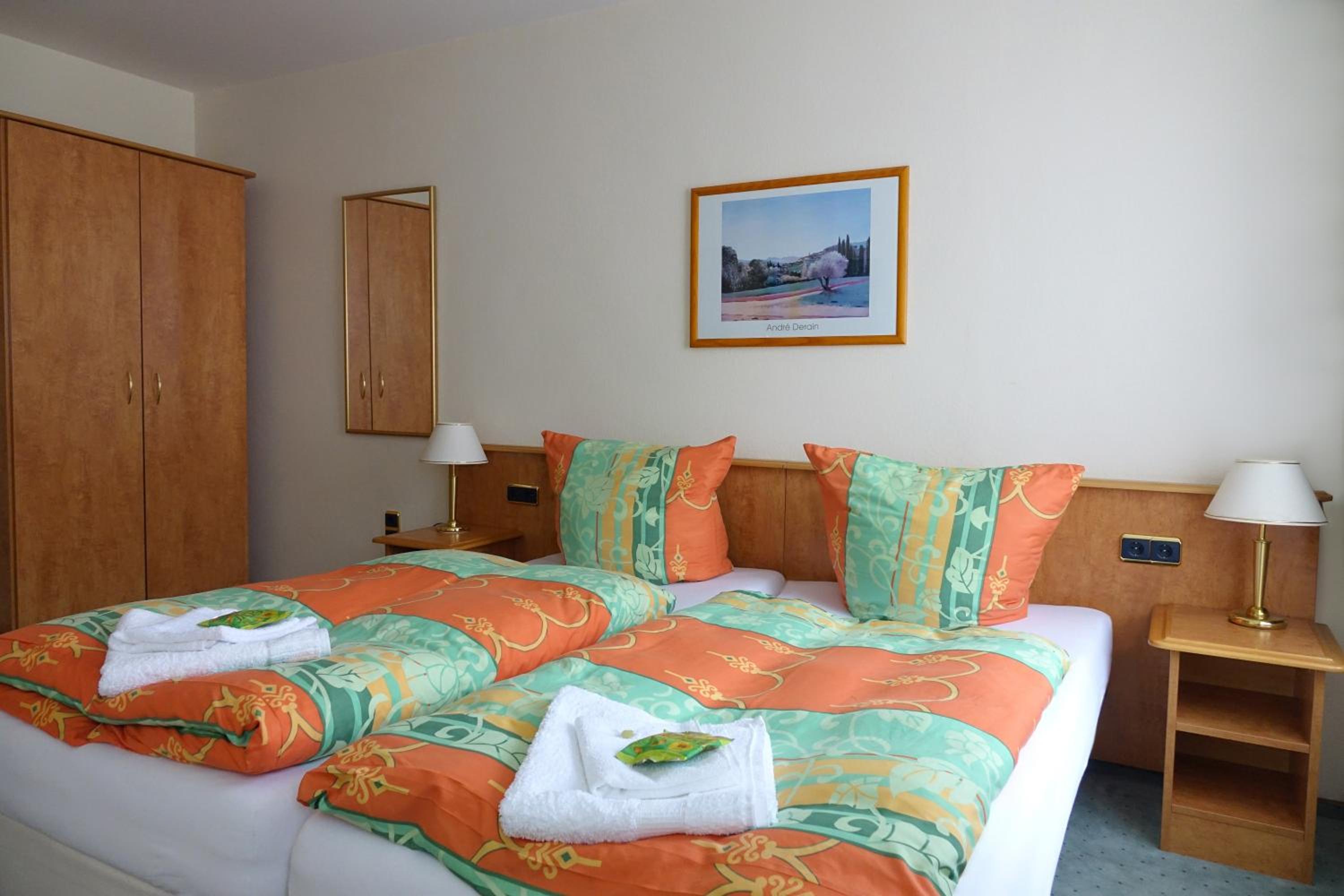 Double Room - Photo 3