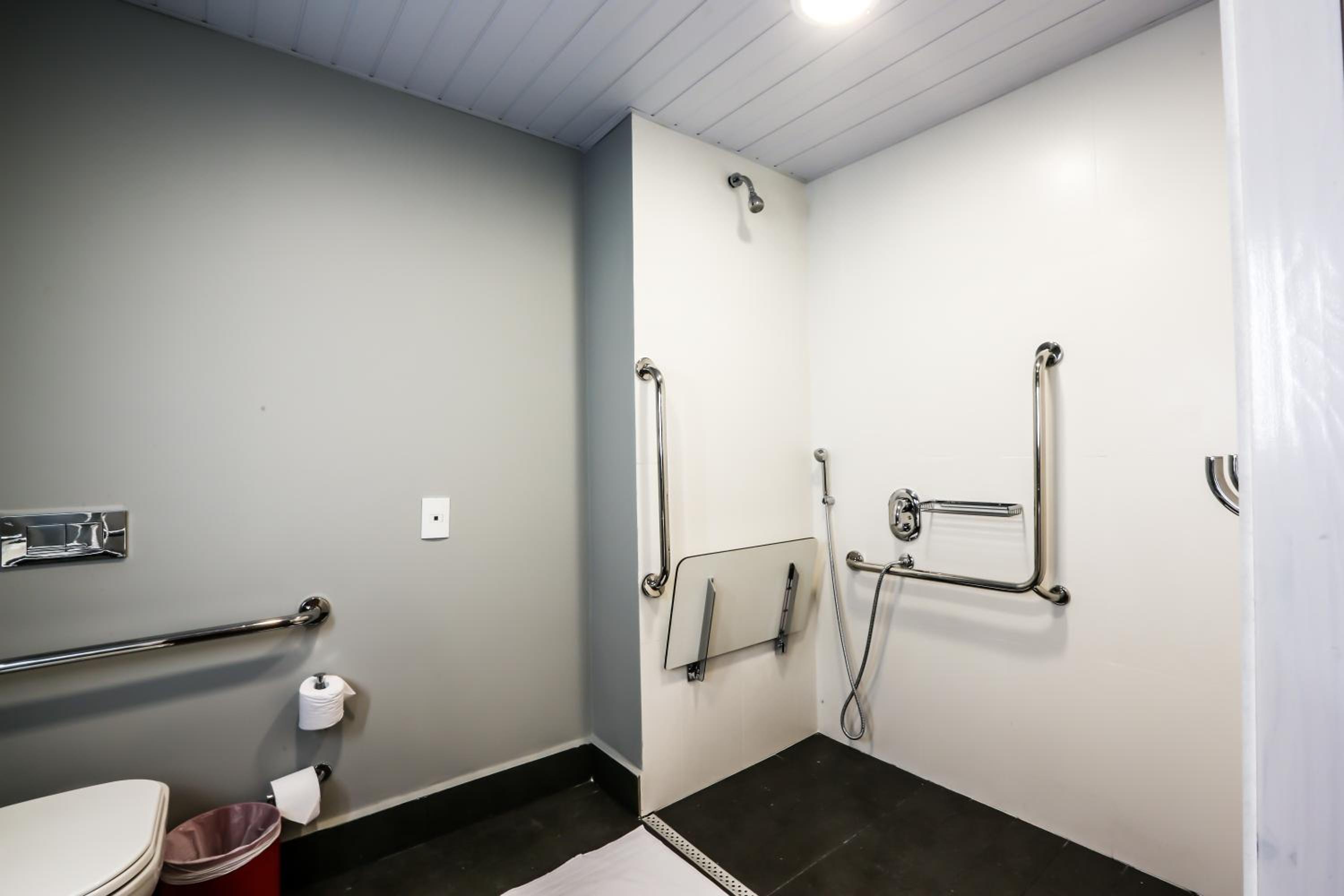 Standard Apartment with One Double Bed and One Single Bed photo 2