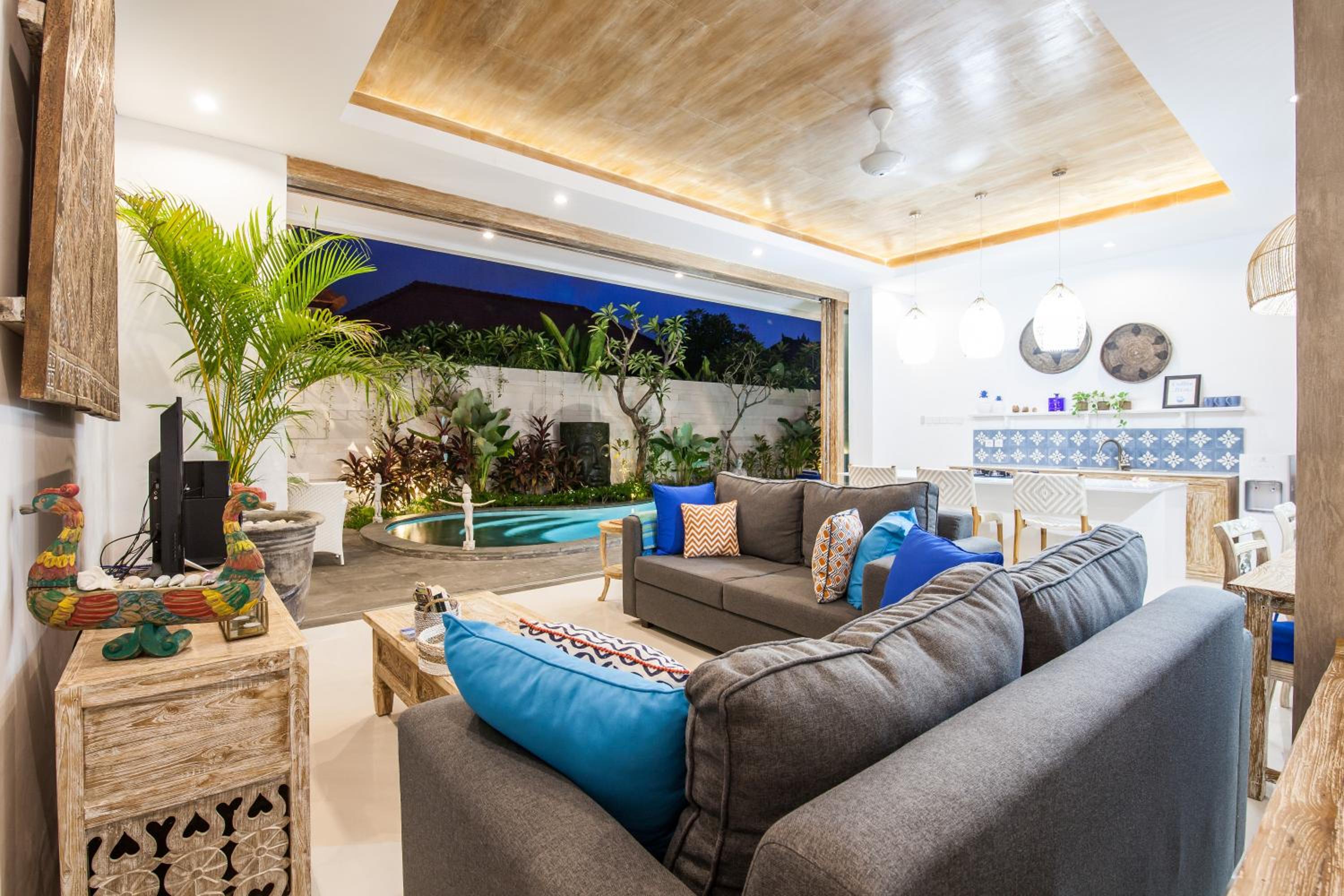 Ambermoon Villa 2 - Deluxe Two-Bedroom Pool Villa with Free One Time - Airport Pick Up - Photo 26