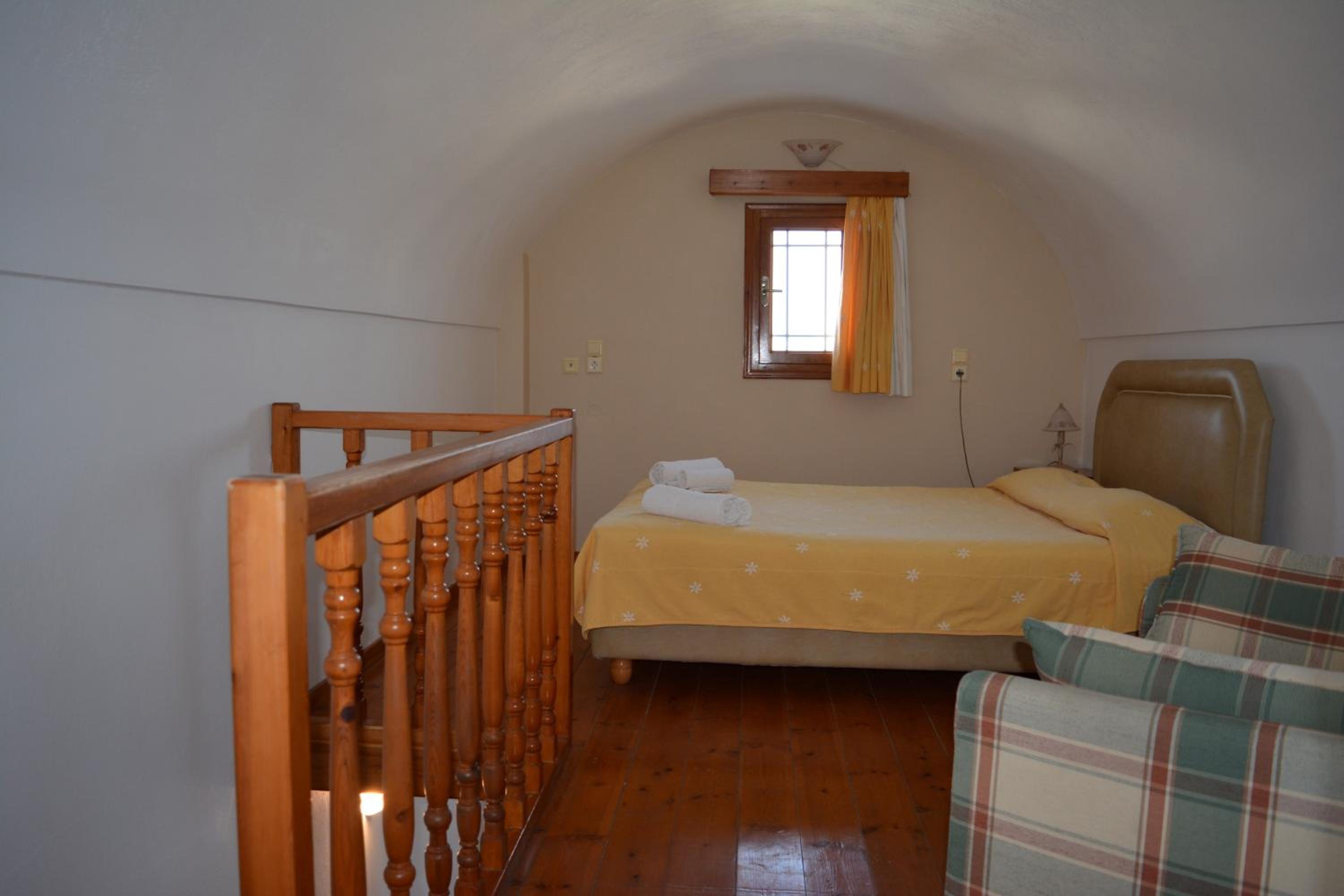 Maisonette photo 2
