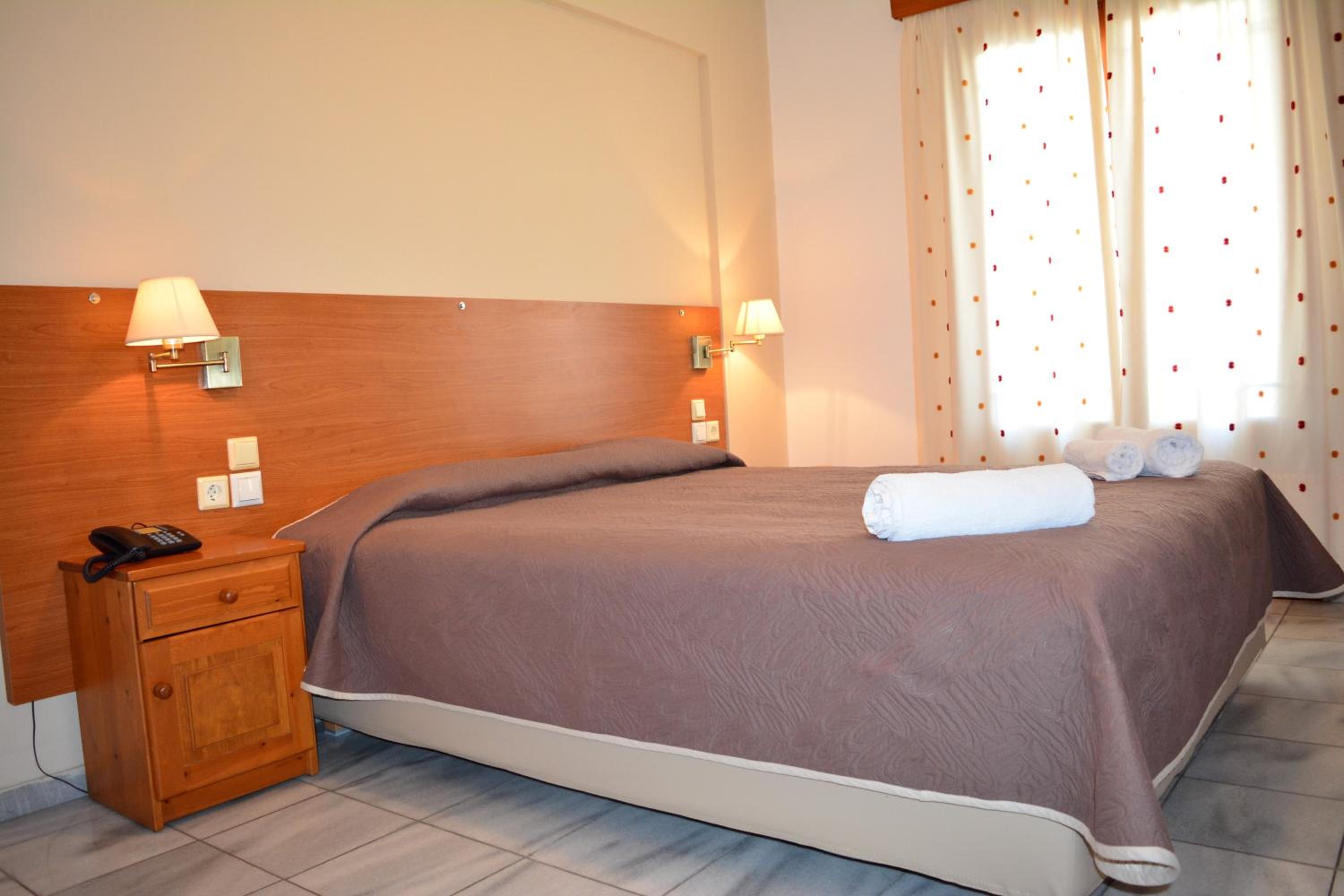 Double Room With Bathtub photo 2