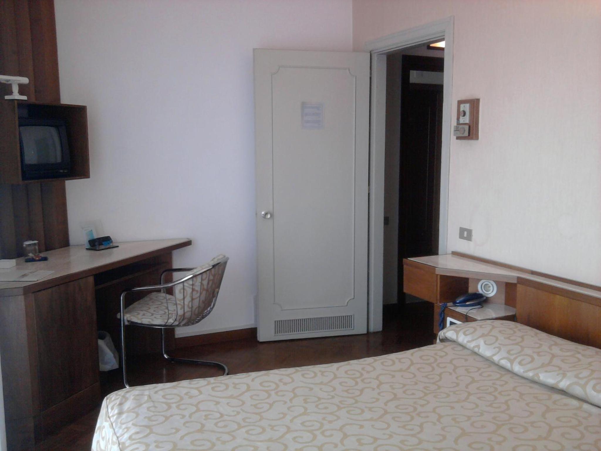 Single Room with Park View photo 2
