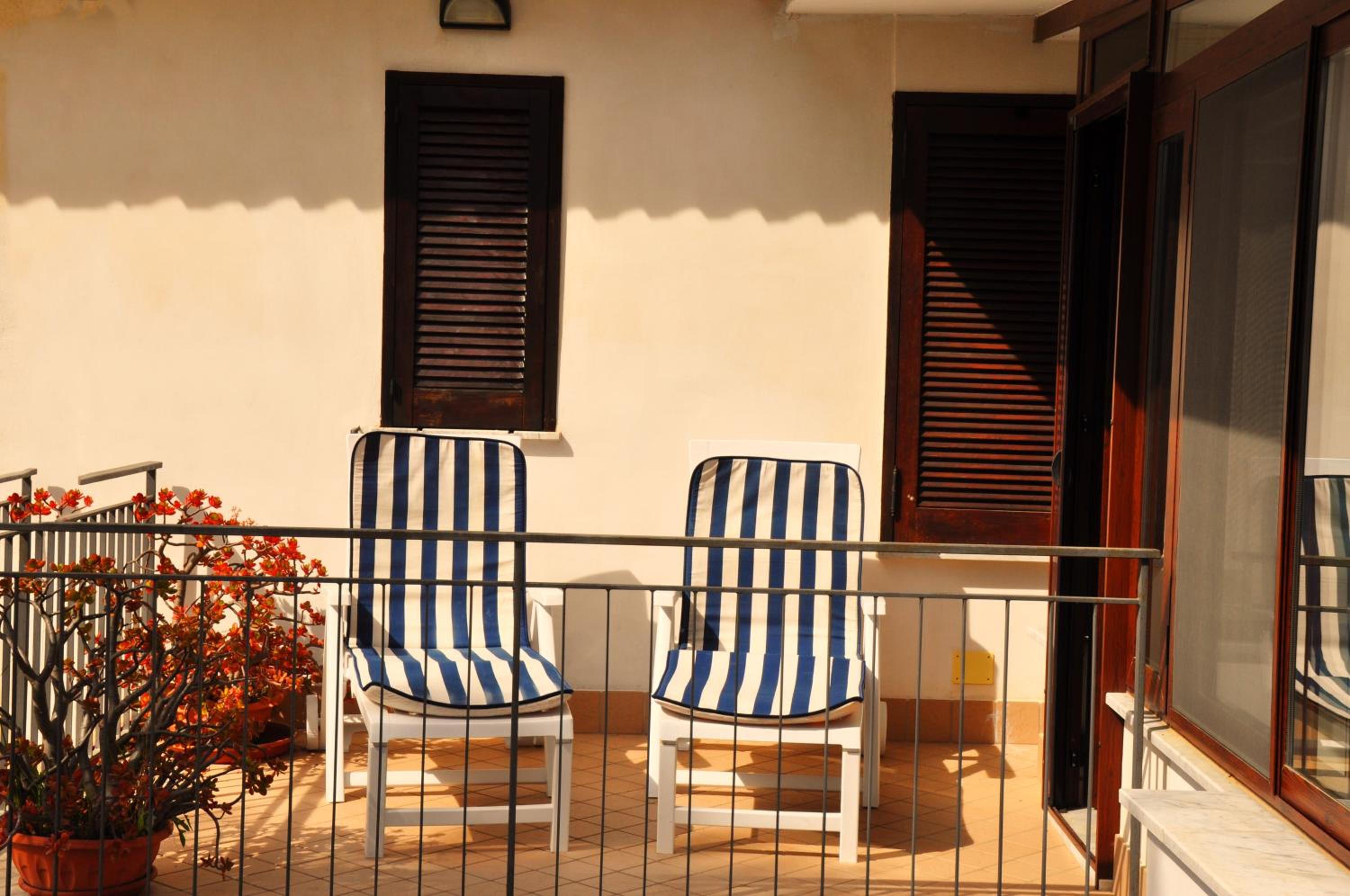 Apartment with Sea View photo 3