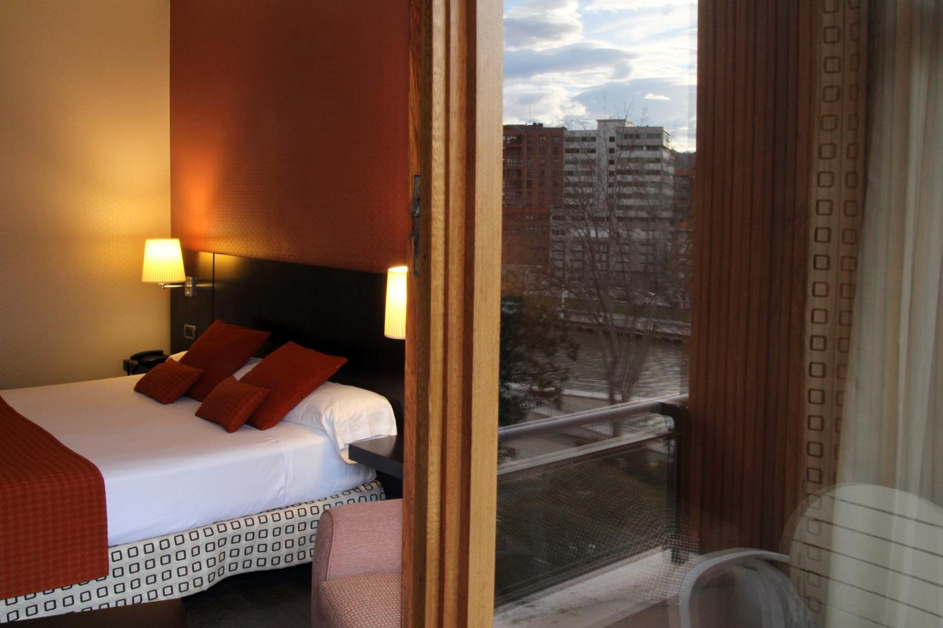 Superior Double Room with Balcony - Photo 1
