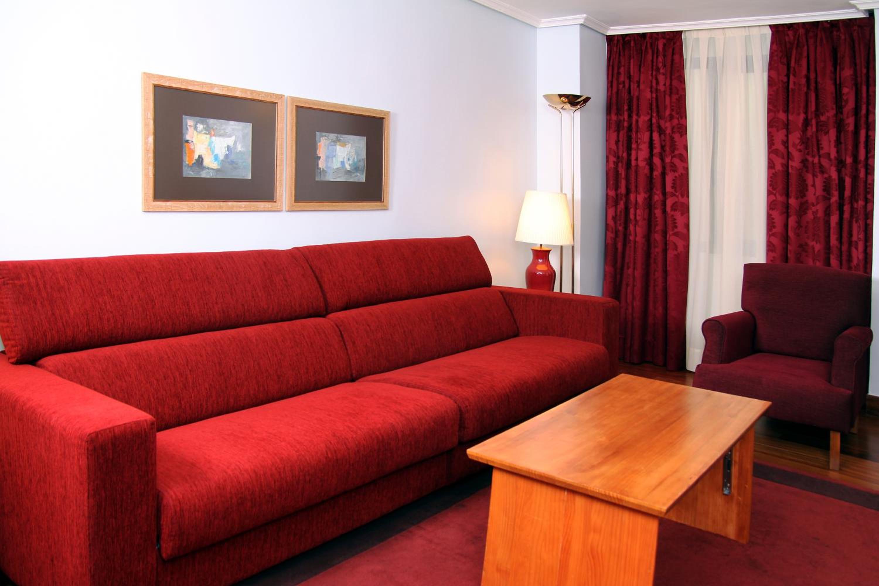 Deluxe Family Suite photo 2