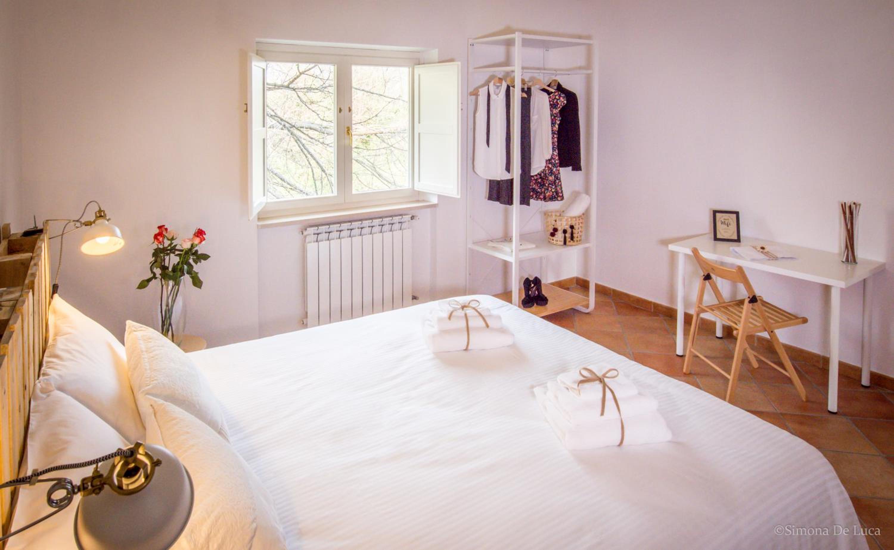Double Room - Photo 2