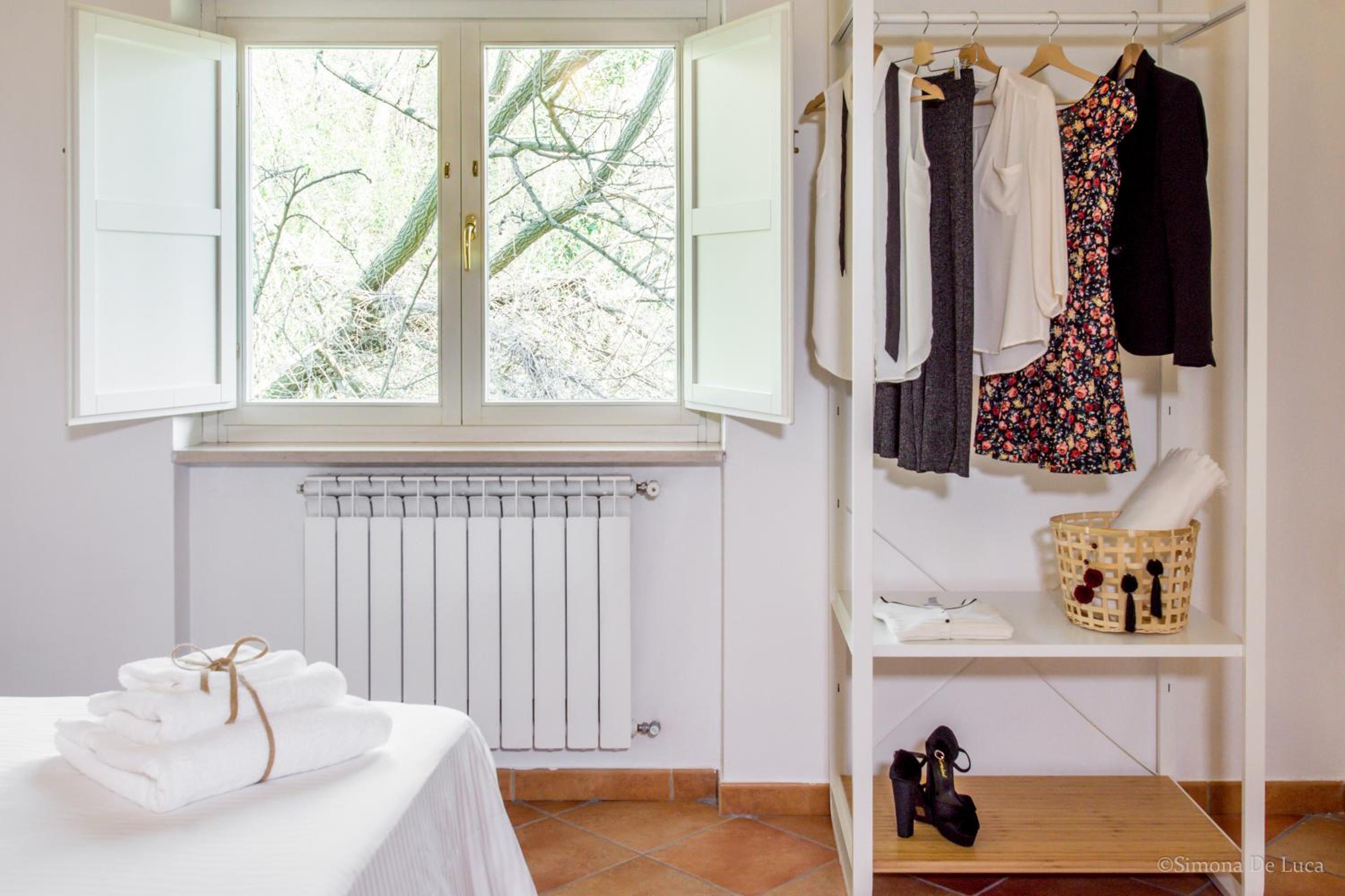 Double Room - Photo 17