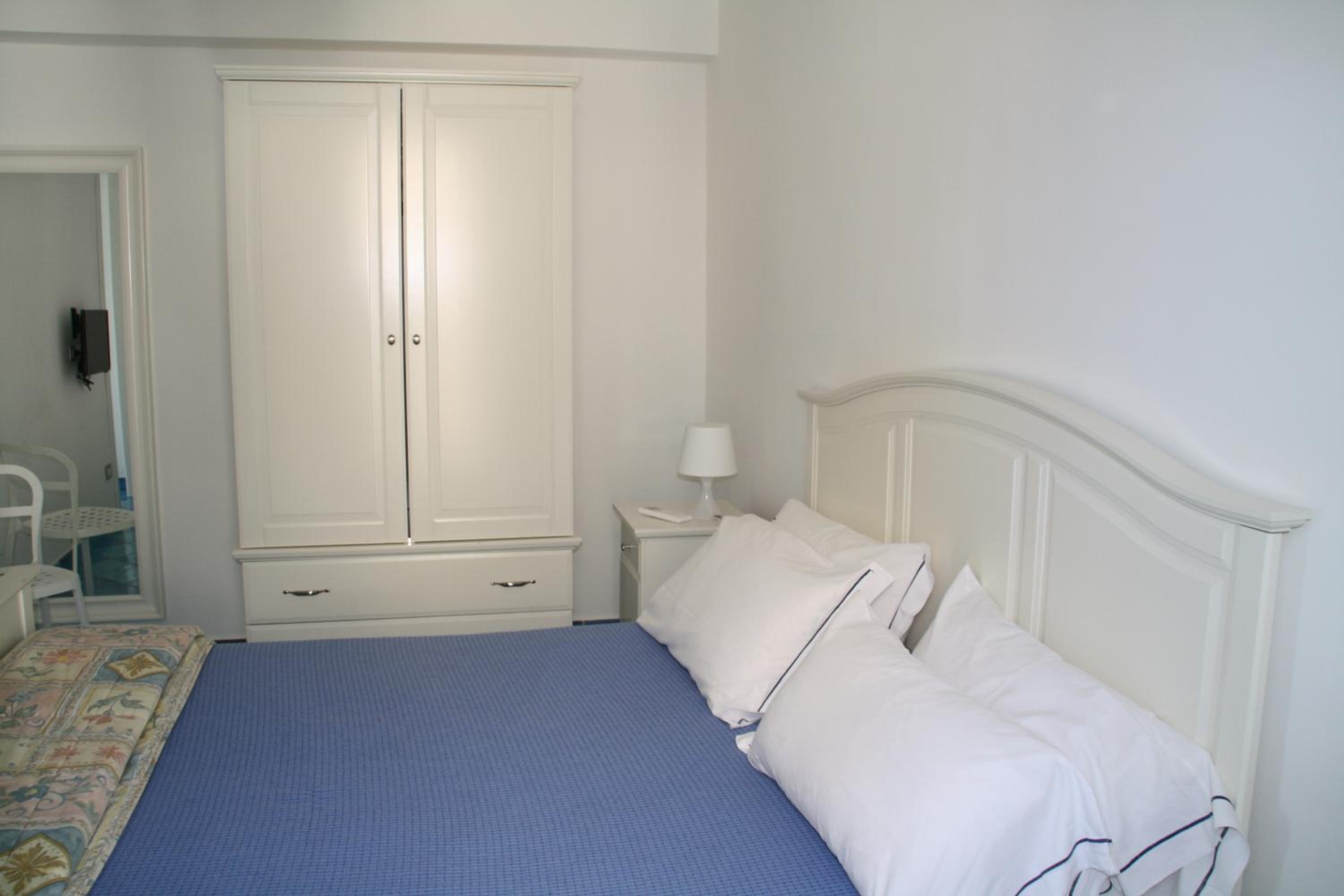 One-Bedroom Apartment with Sea View