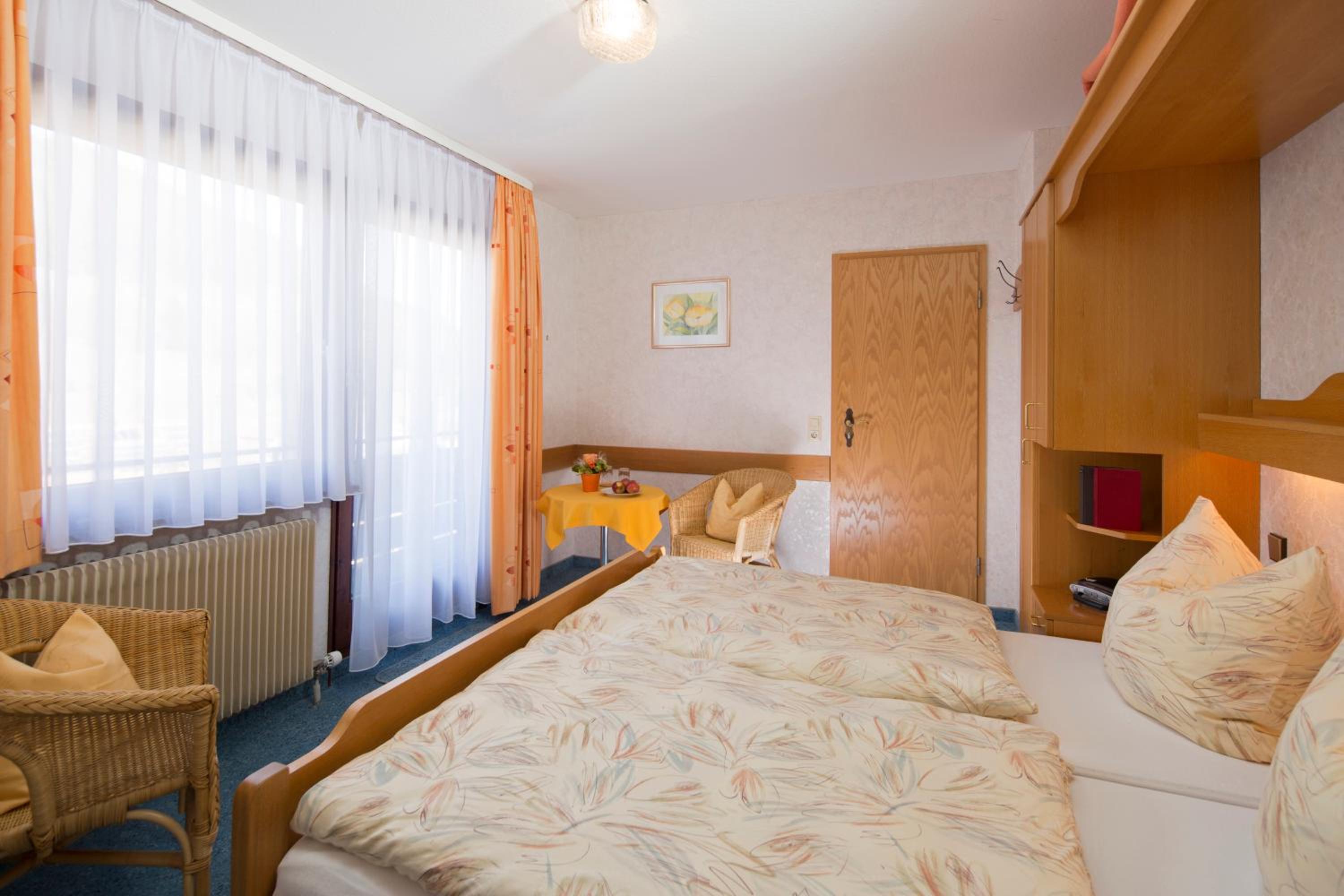 Single Room photo 2