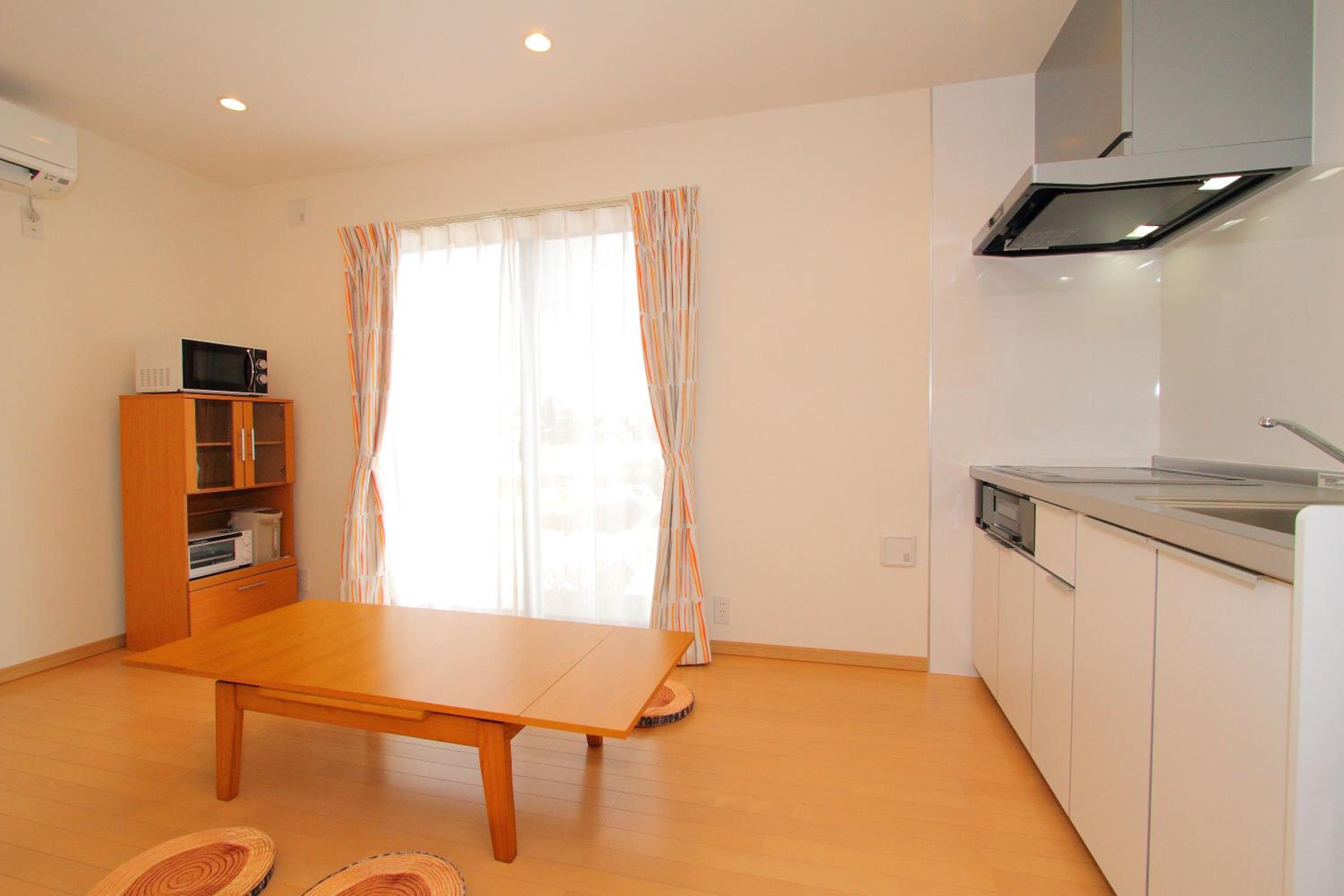 Three-Bedroom Villa - Photo 10