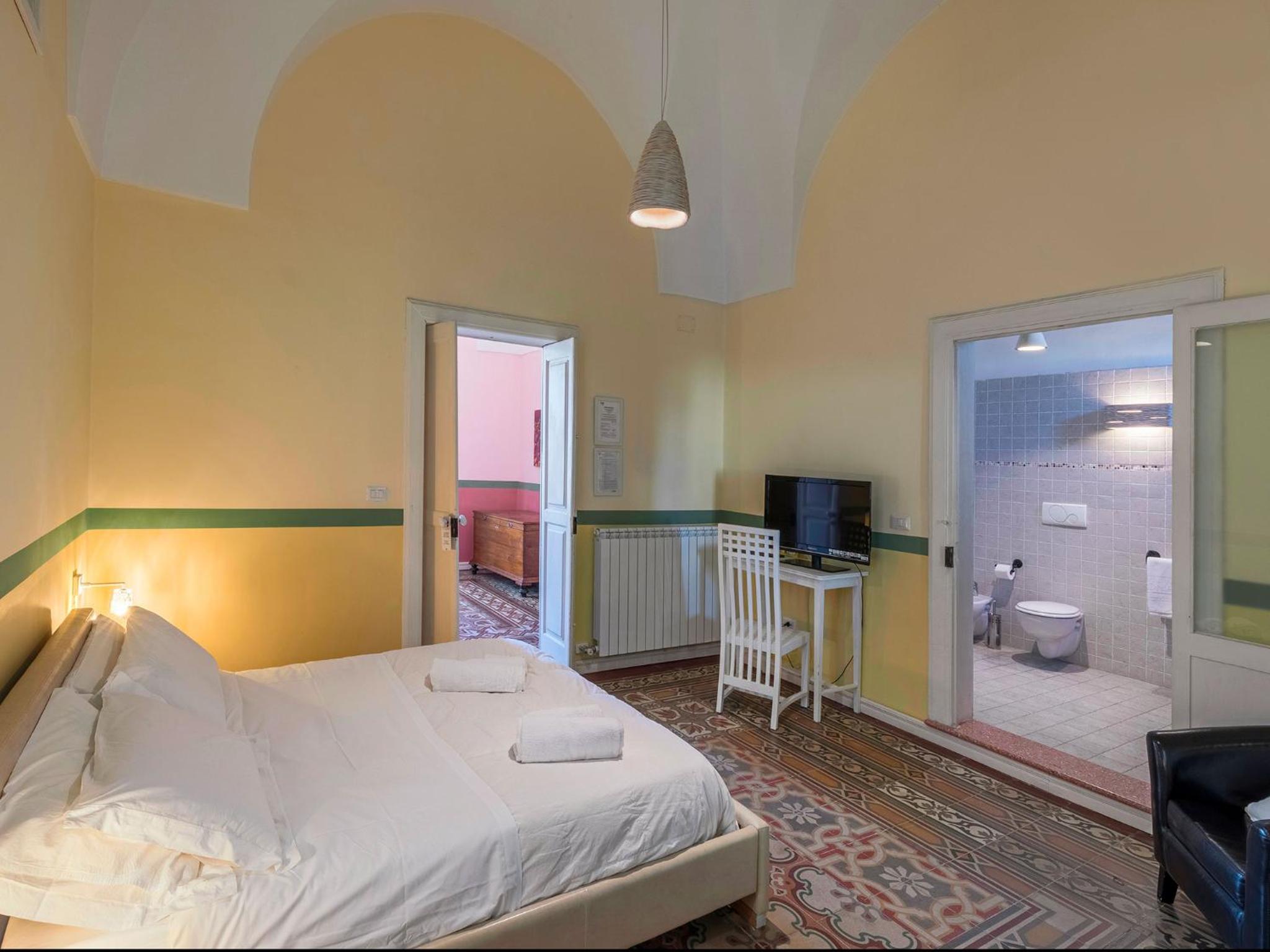 Triple Room with Private Bathroom photo 3