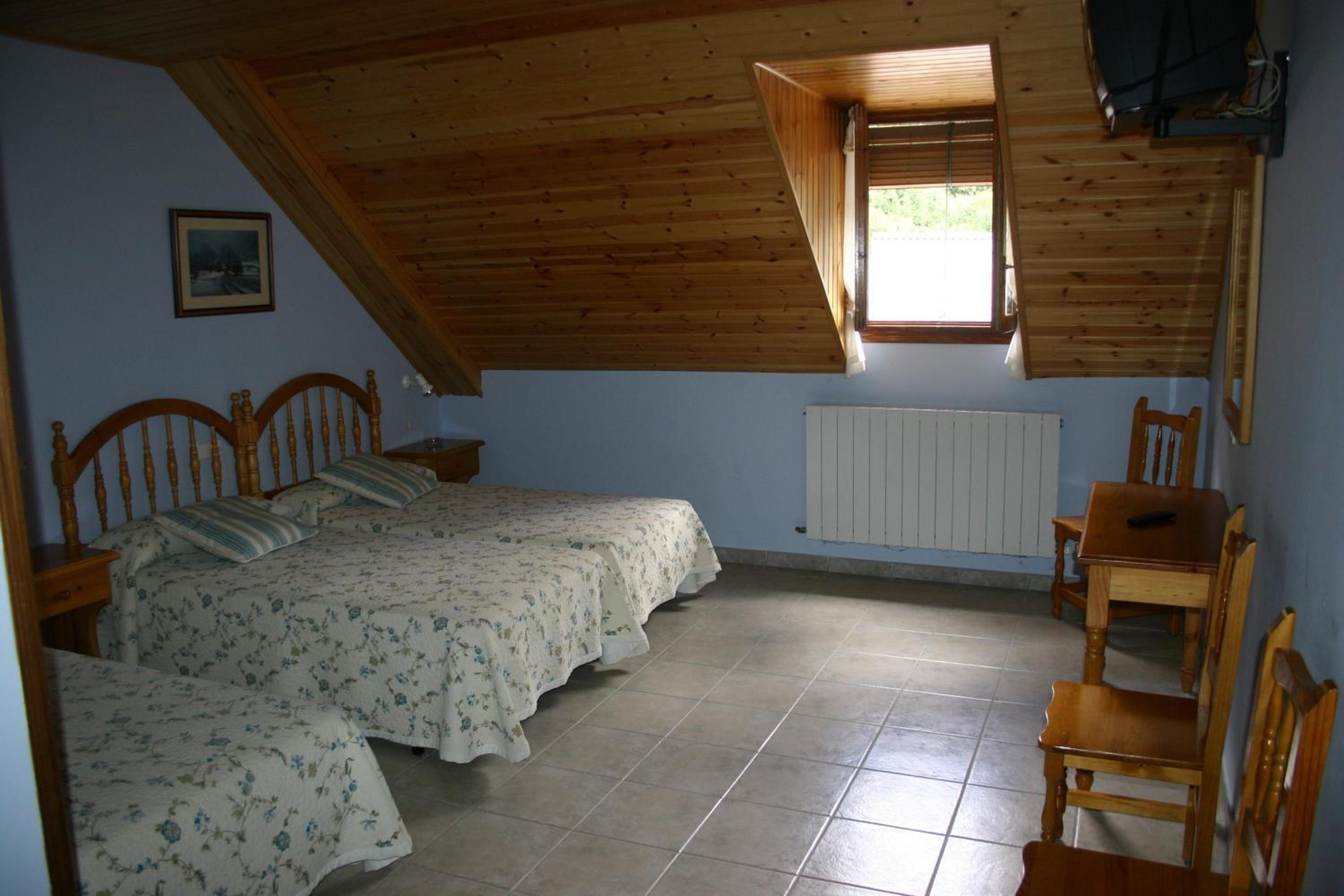 Triple Room - Photo 1