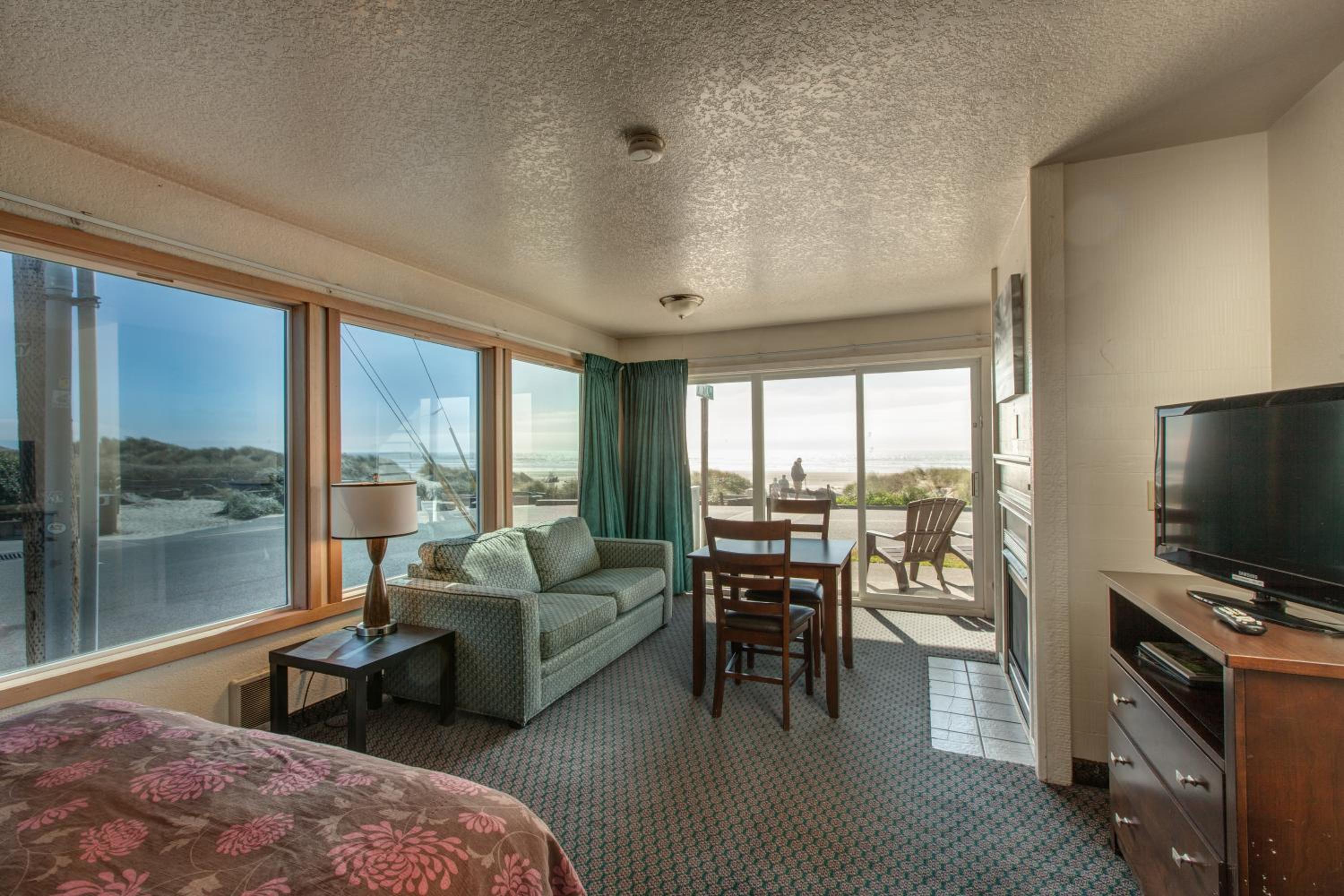 Suite - Non Pet Friendly photo 1