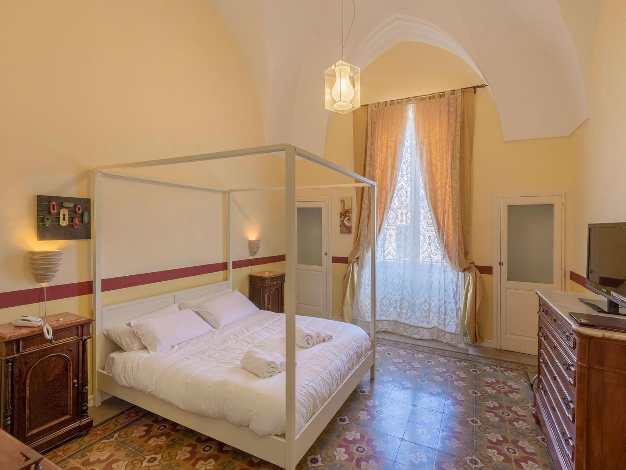 One-Bedroom Suite photo 1