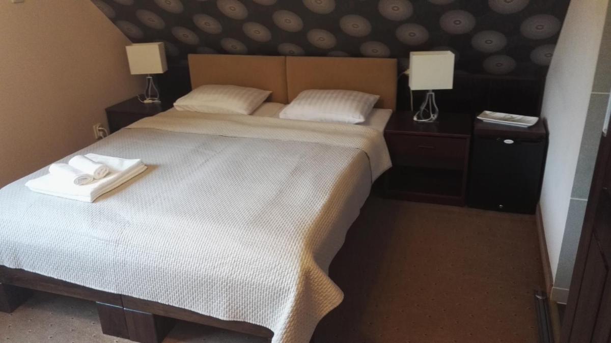 Double Room with Private Bathroom photo 1