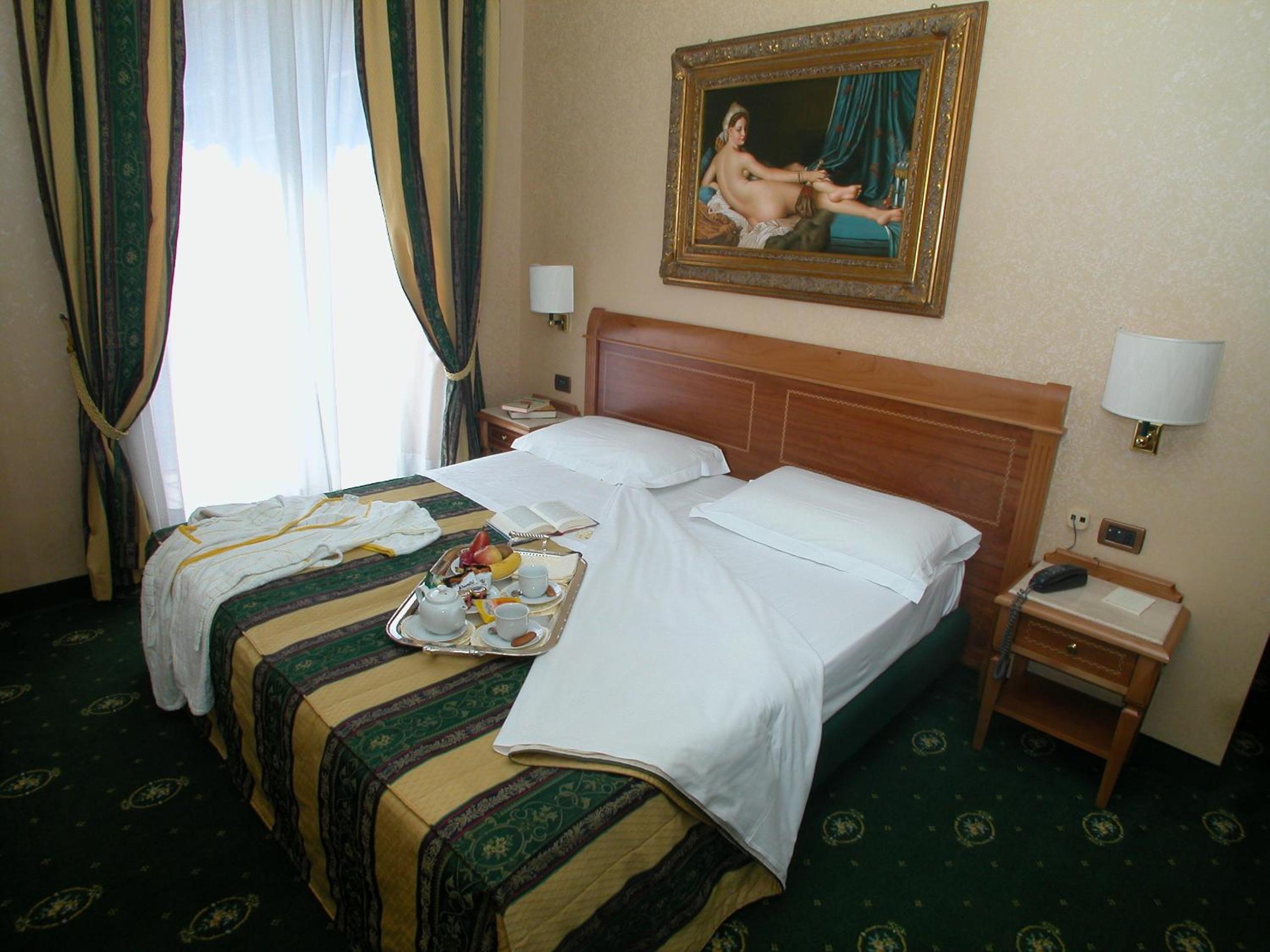 Junior Suite (2 Adults) photo 1