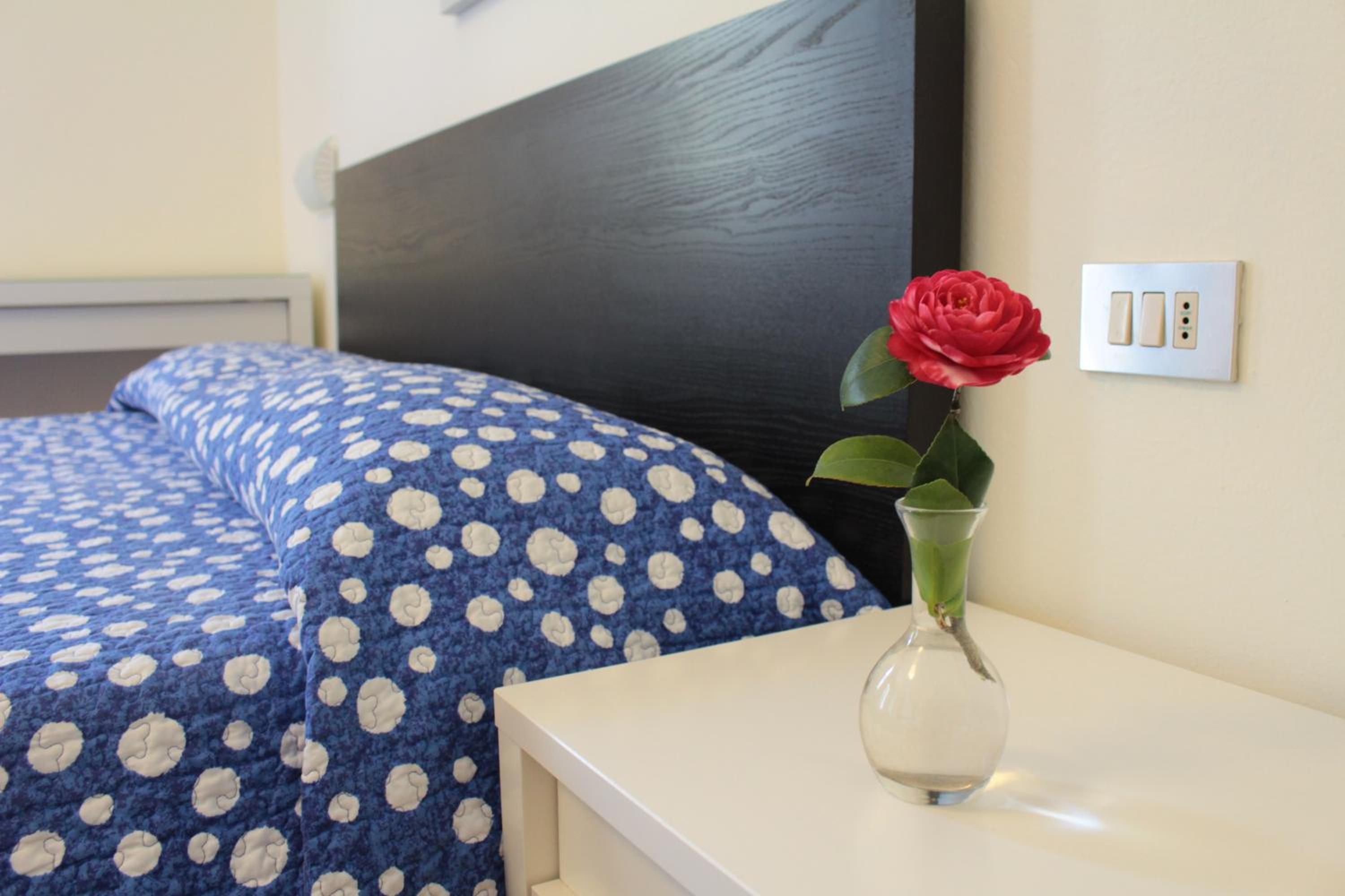 Double or Twin Room - Photo 5