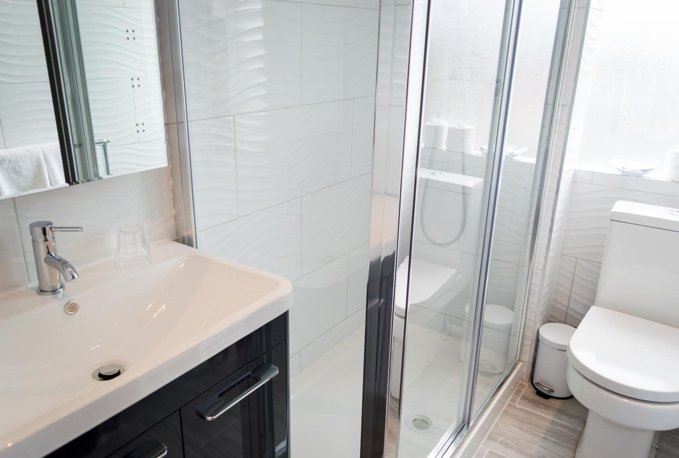 Standard Double Room - Photo 7