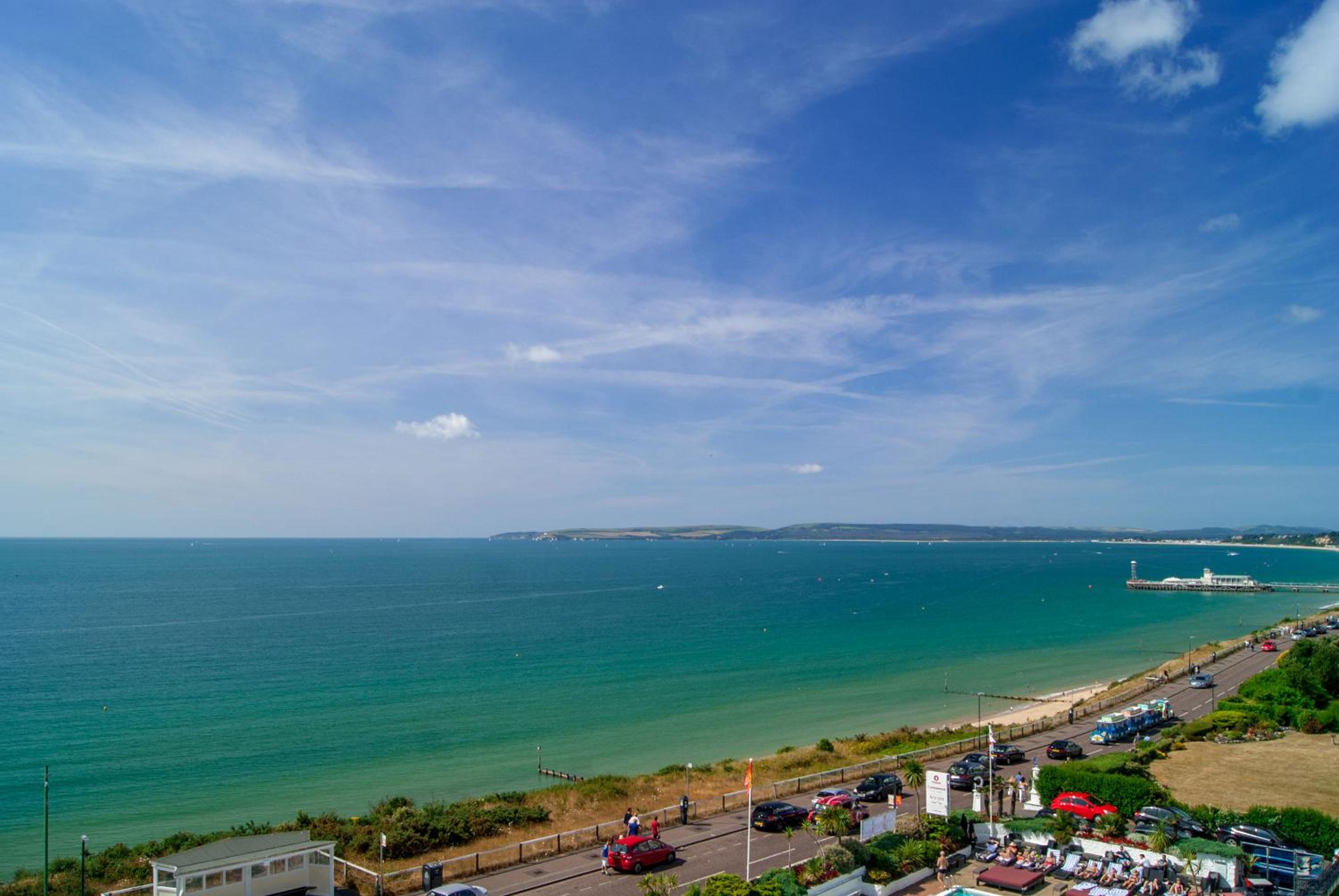 Double Room with Sea View - Photo 9