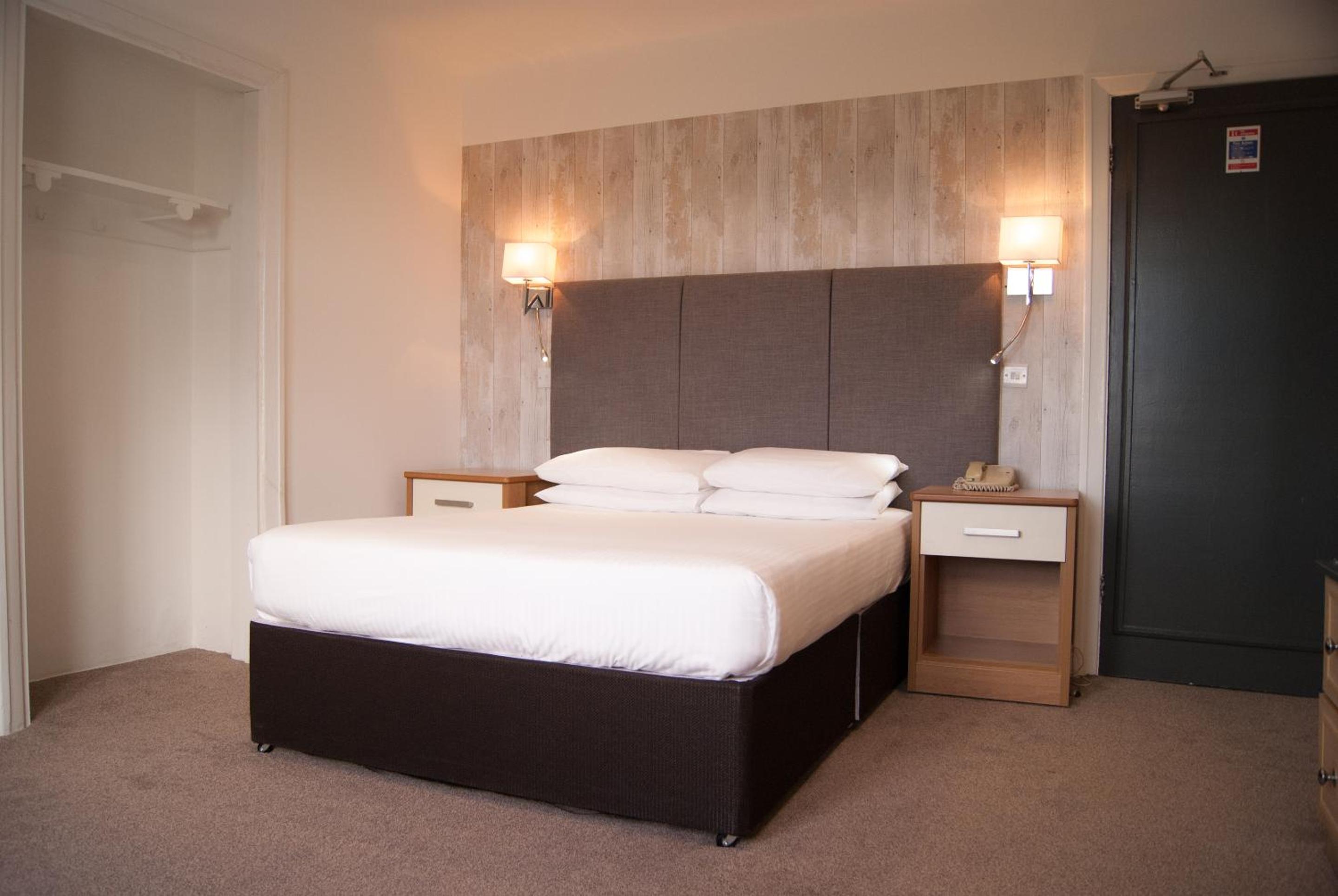 Standard Double Room - Photo 1