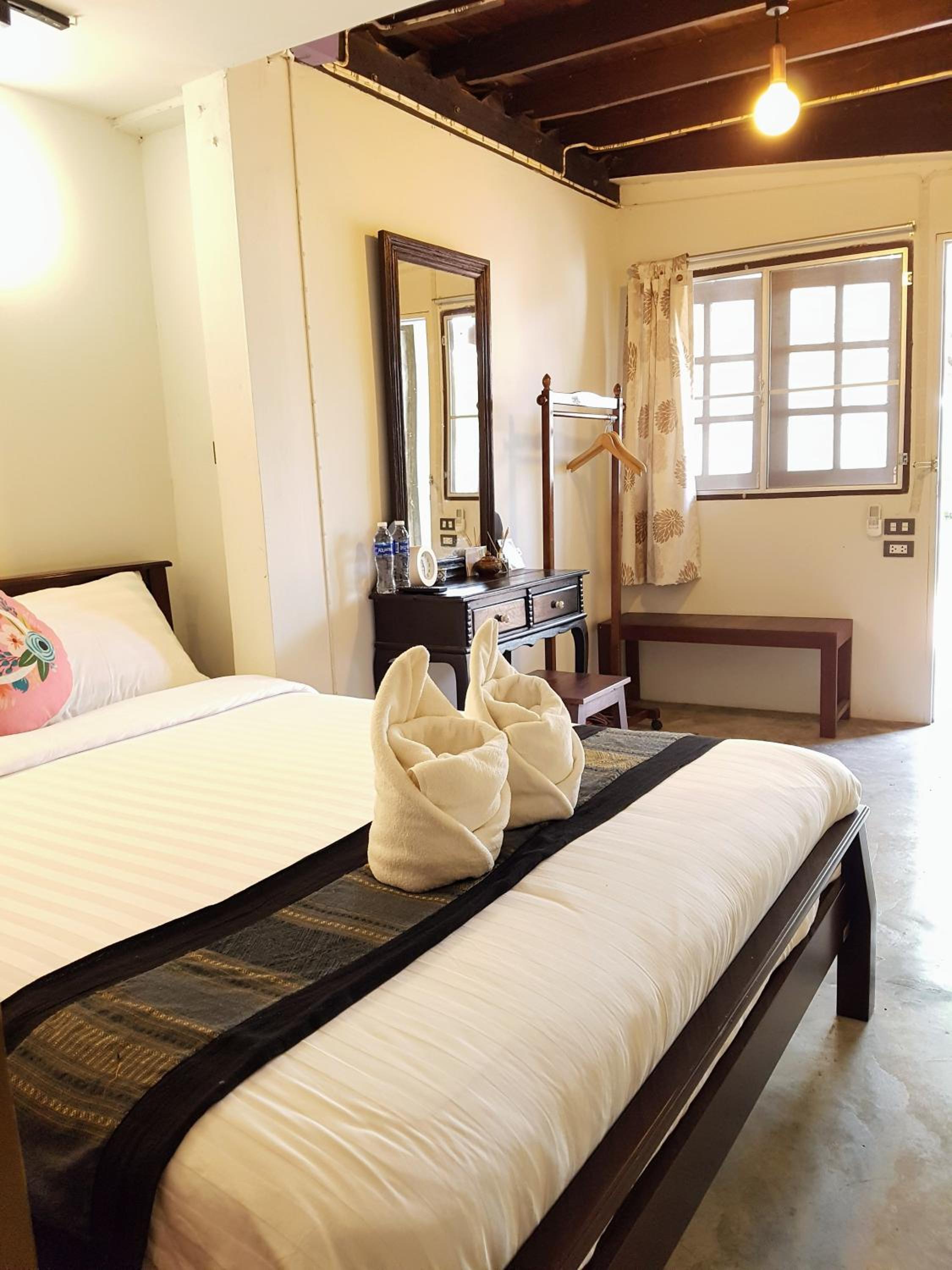 Deluxe Double Room with Patio photo 1