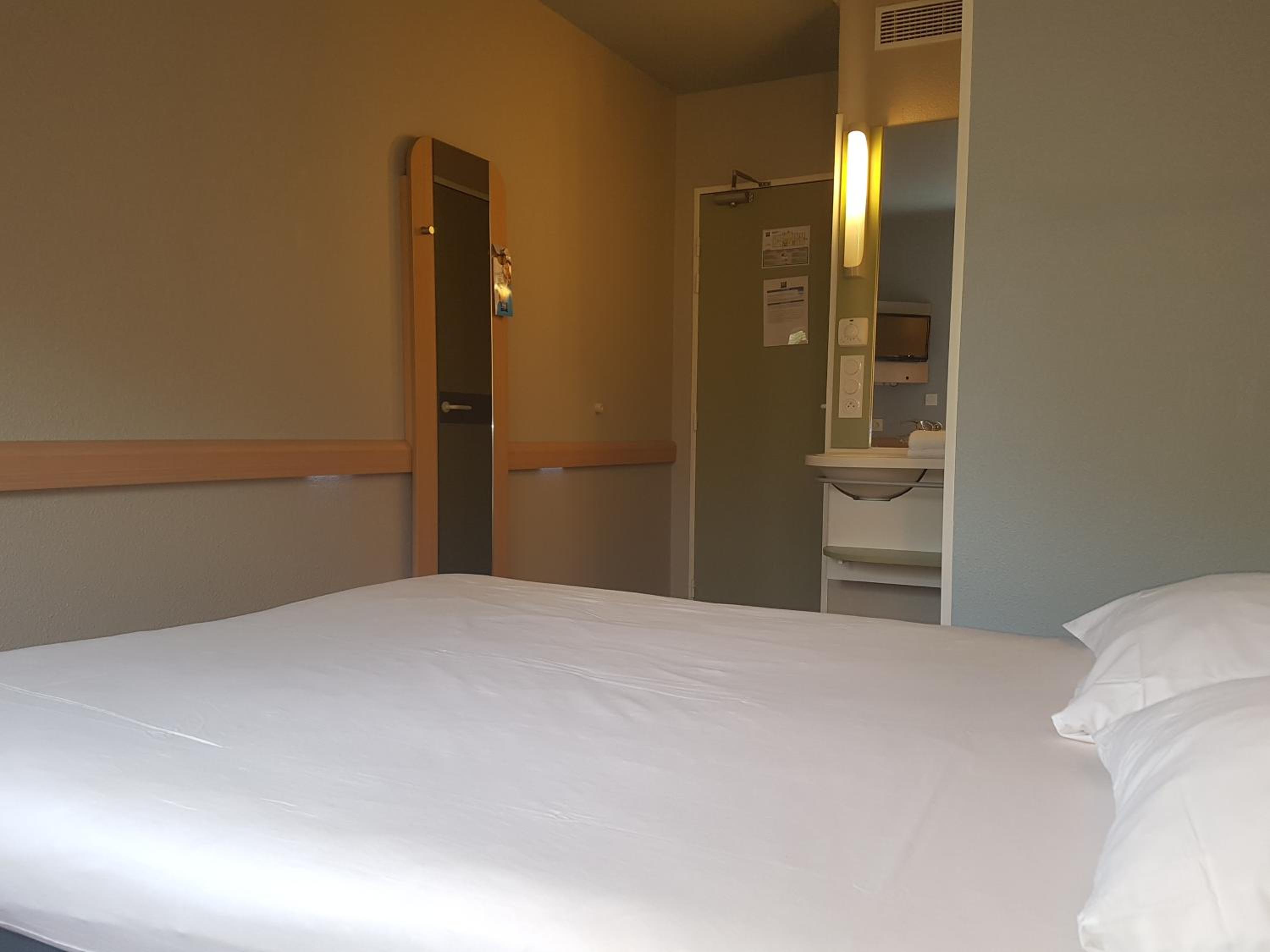 Double Room - Photo 3