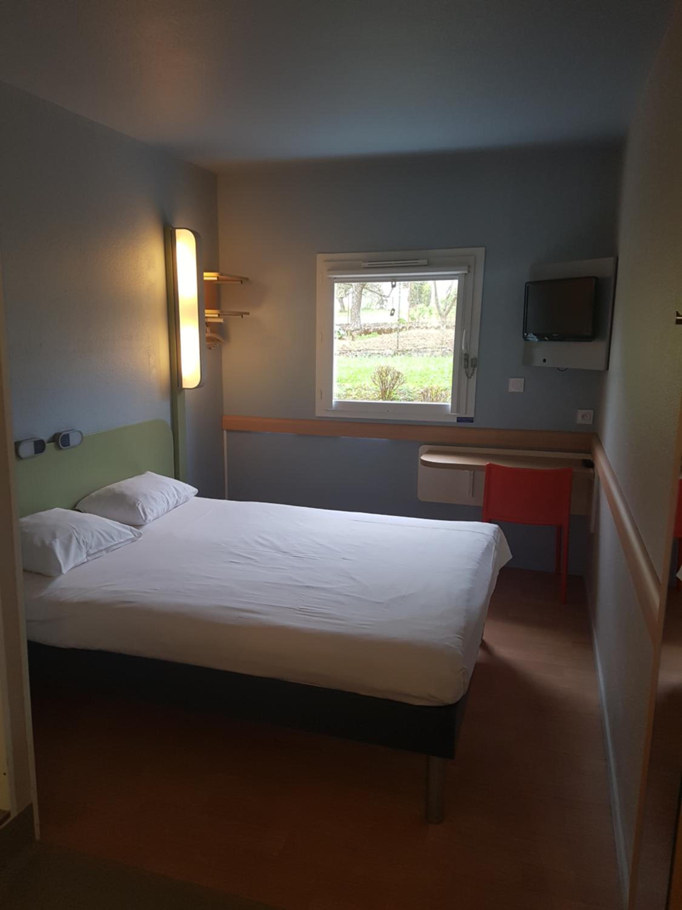 Double Room - Photo 5