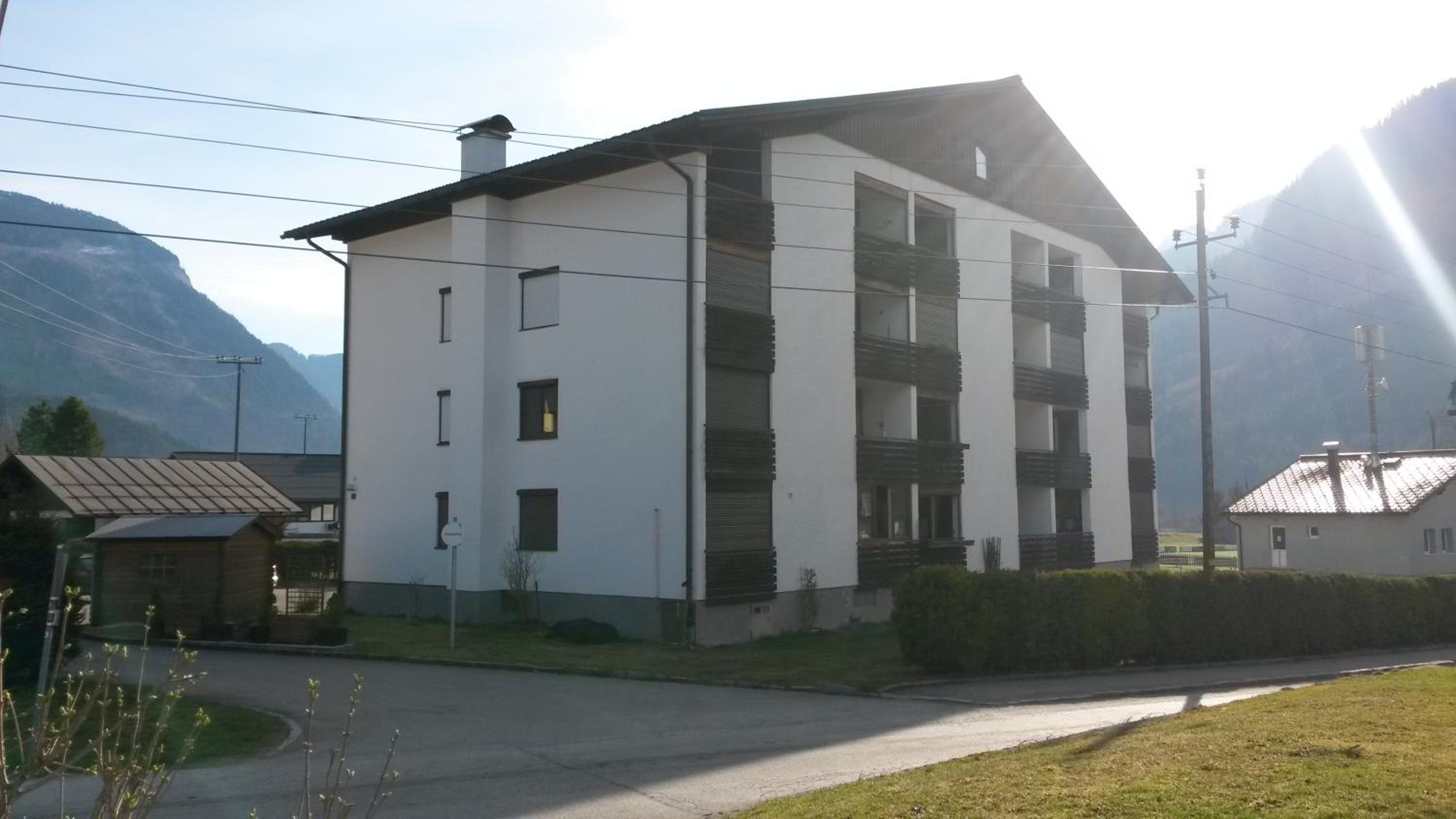 Apartment with Mountain View - Photo 12