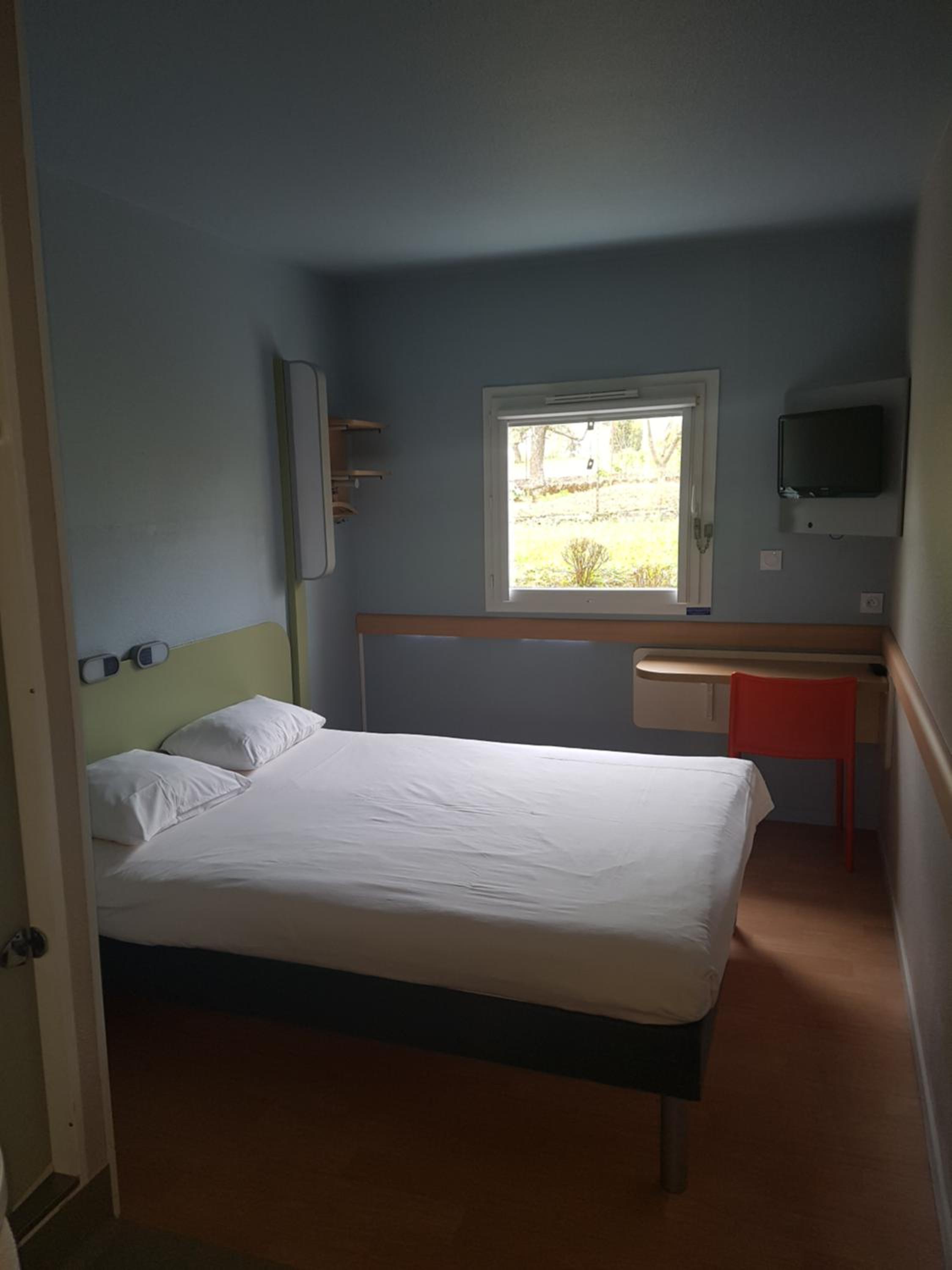 Double Room - Photo 6