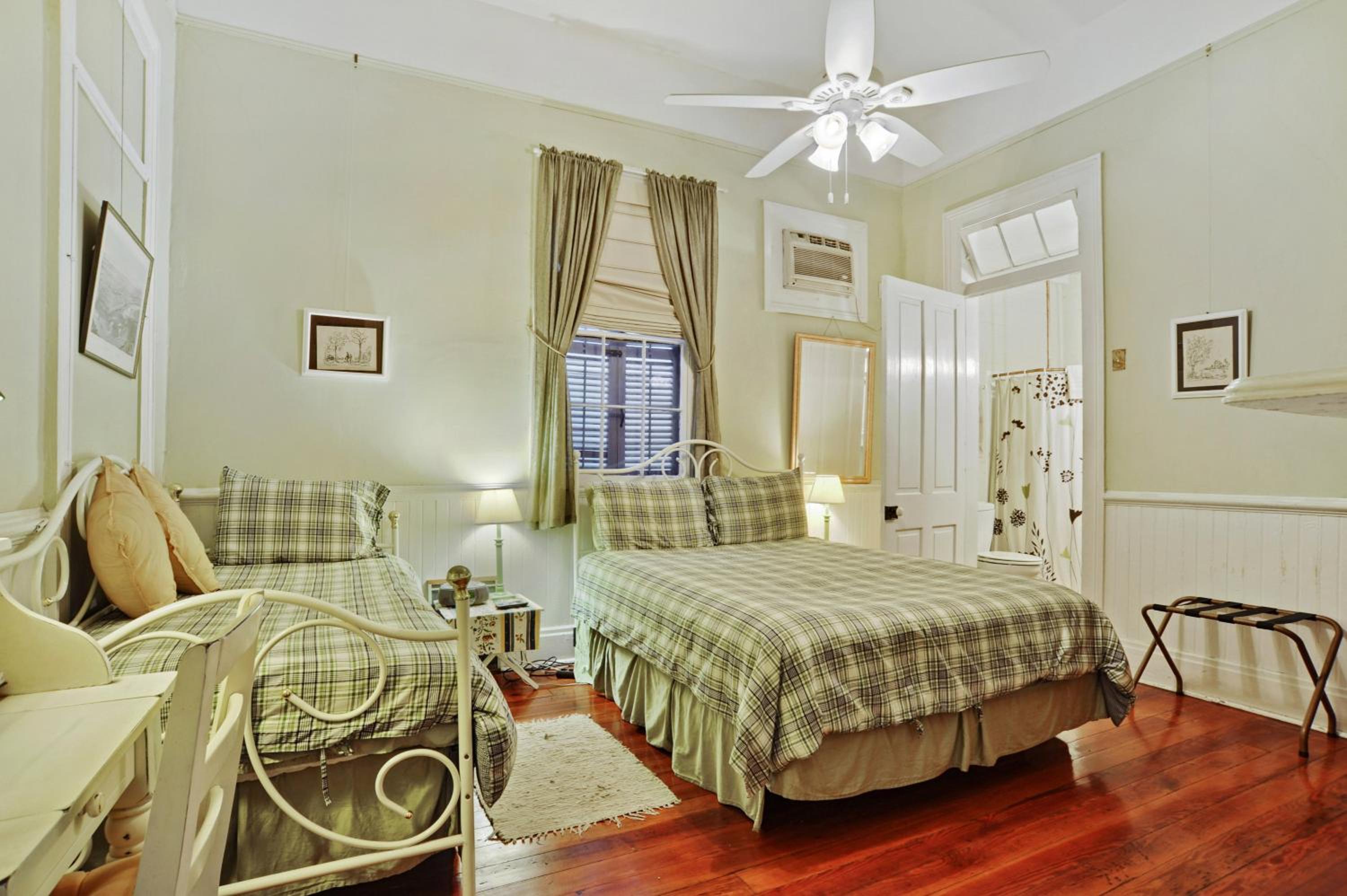 Room with Queen and Single Bed and Stall Shower