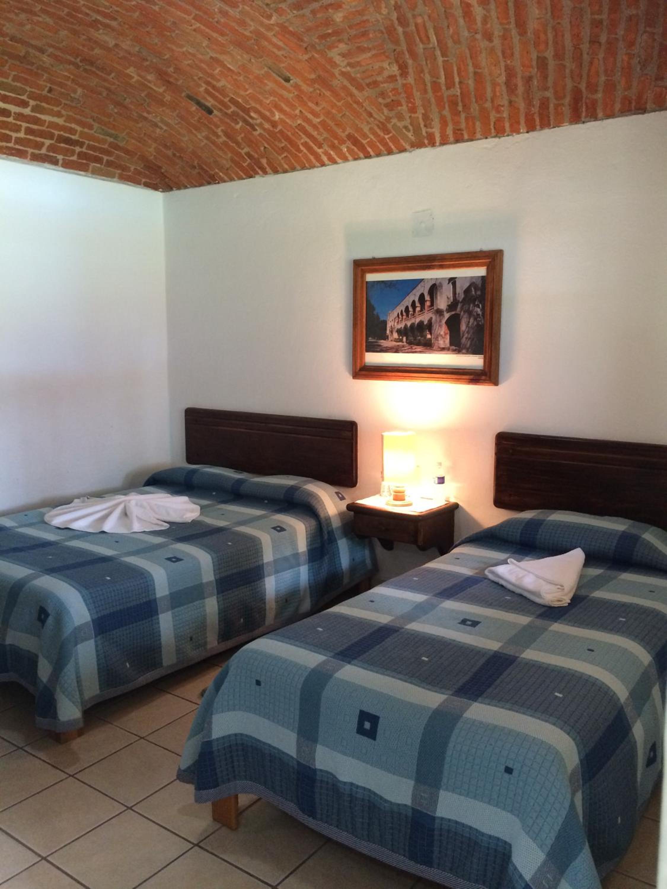 Basic Triple Room photo 2