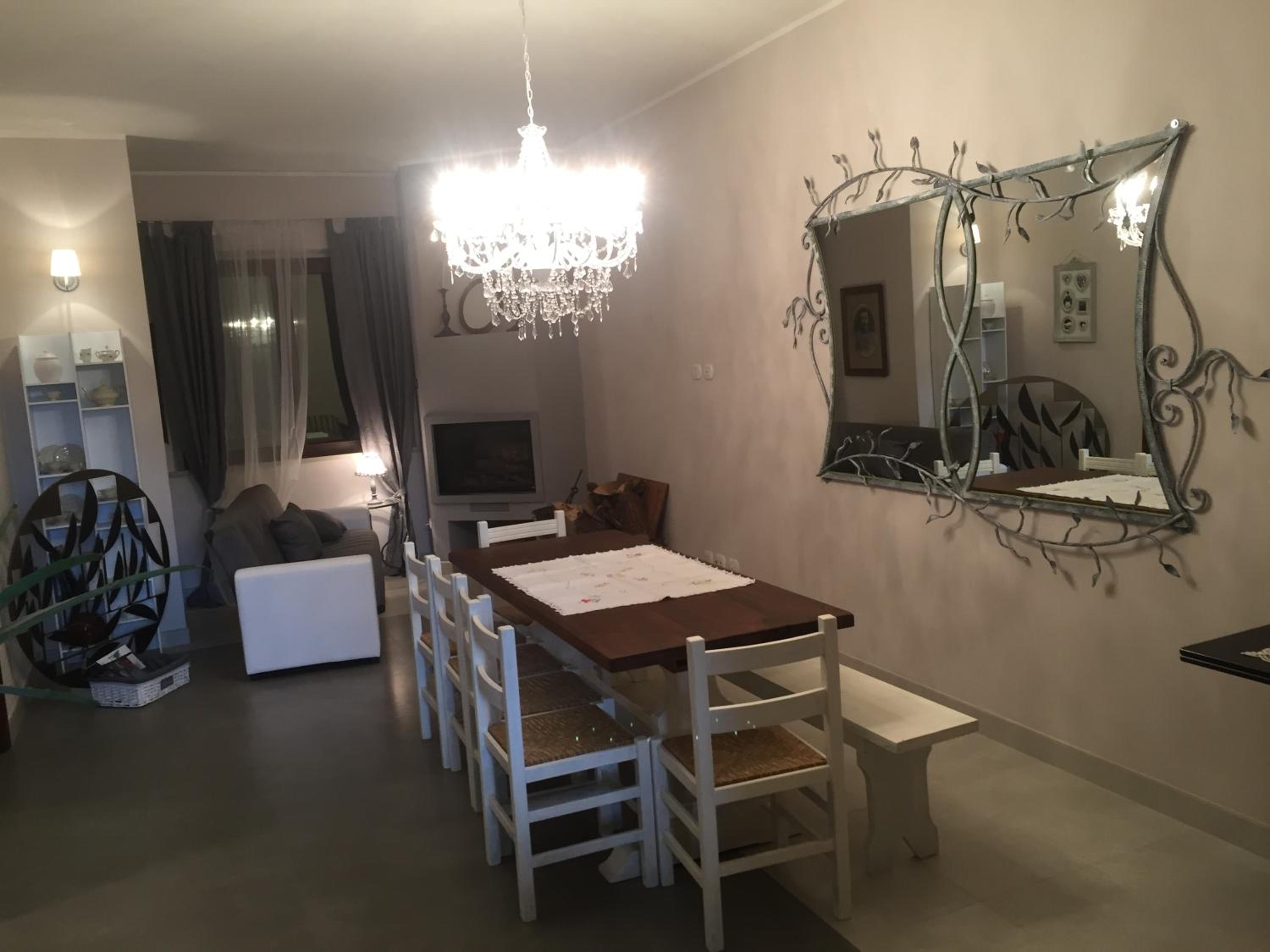 Apartment - Ground Floor photo 2