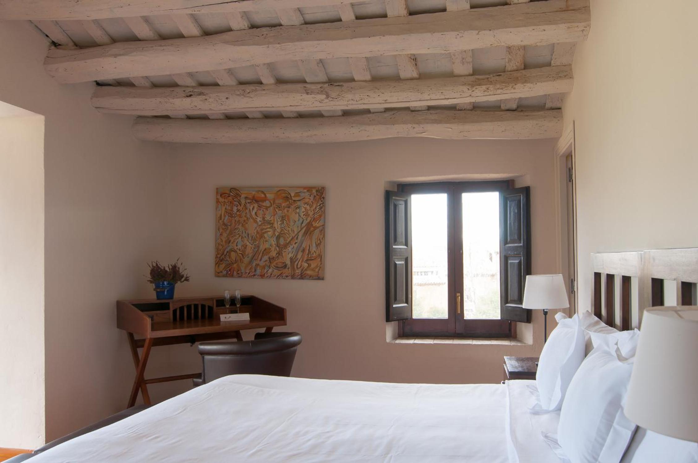 Junior Suite with Garden View - Photo 3