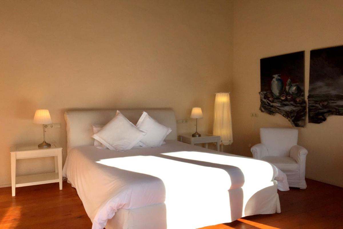 Double Room with Terrace - Photo 6