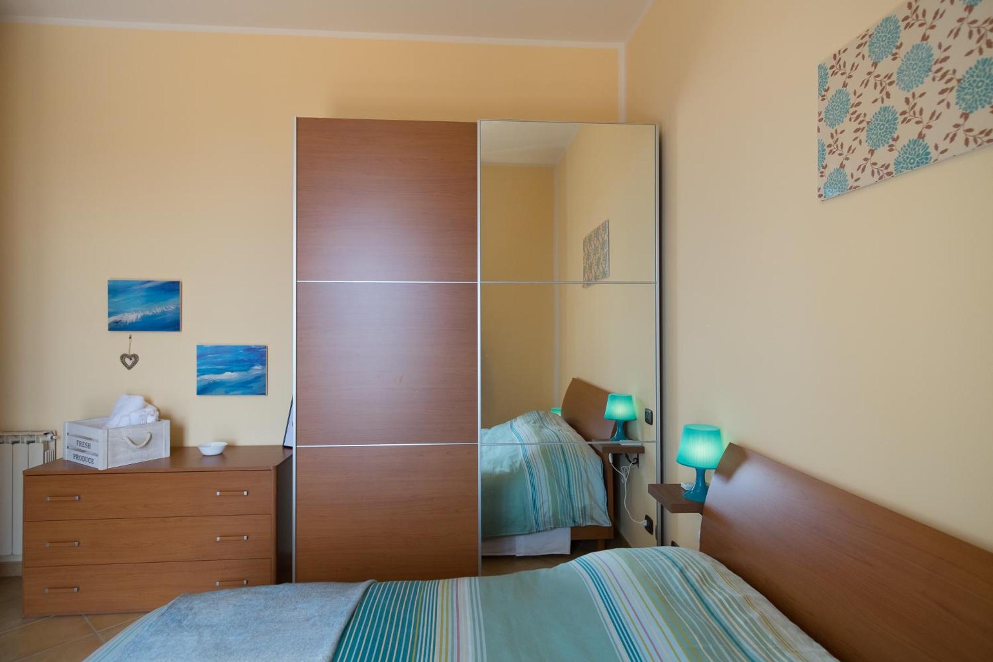 Double Room with Sea View - Photo 7