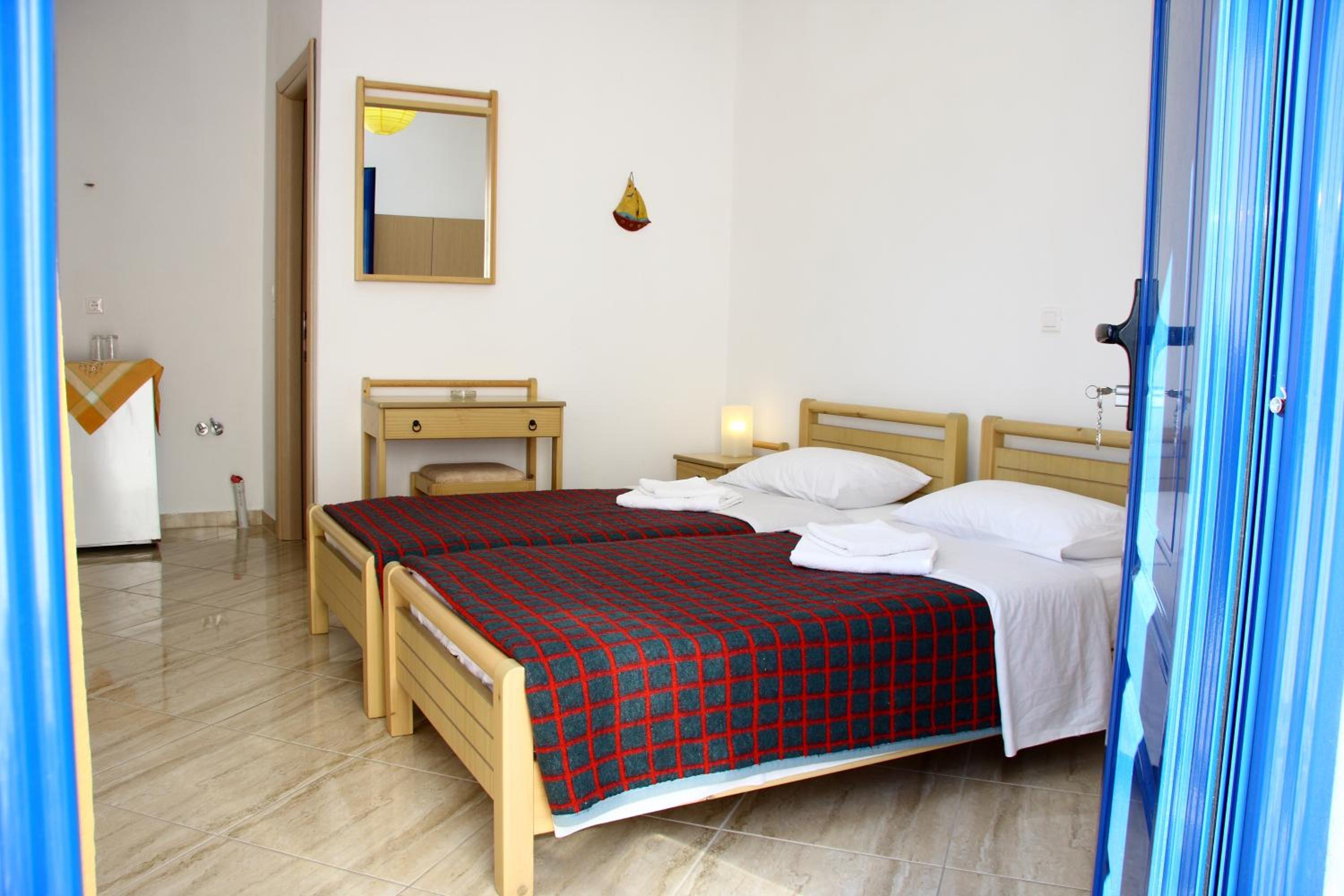 Double or Twin Room - Photo 12