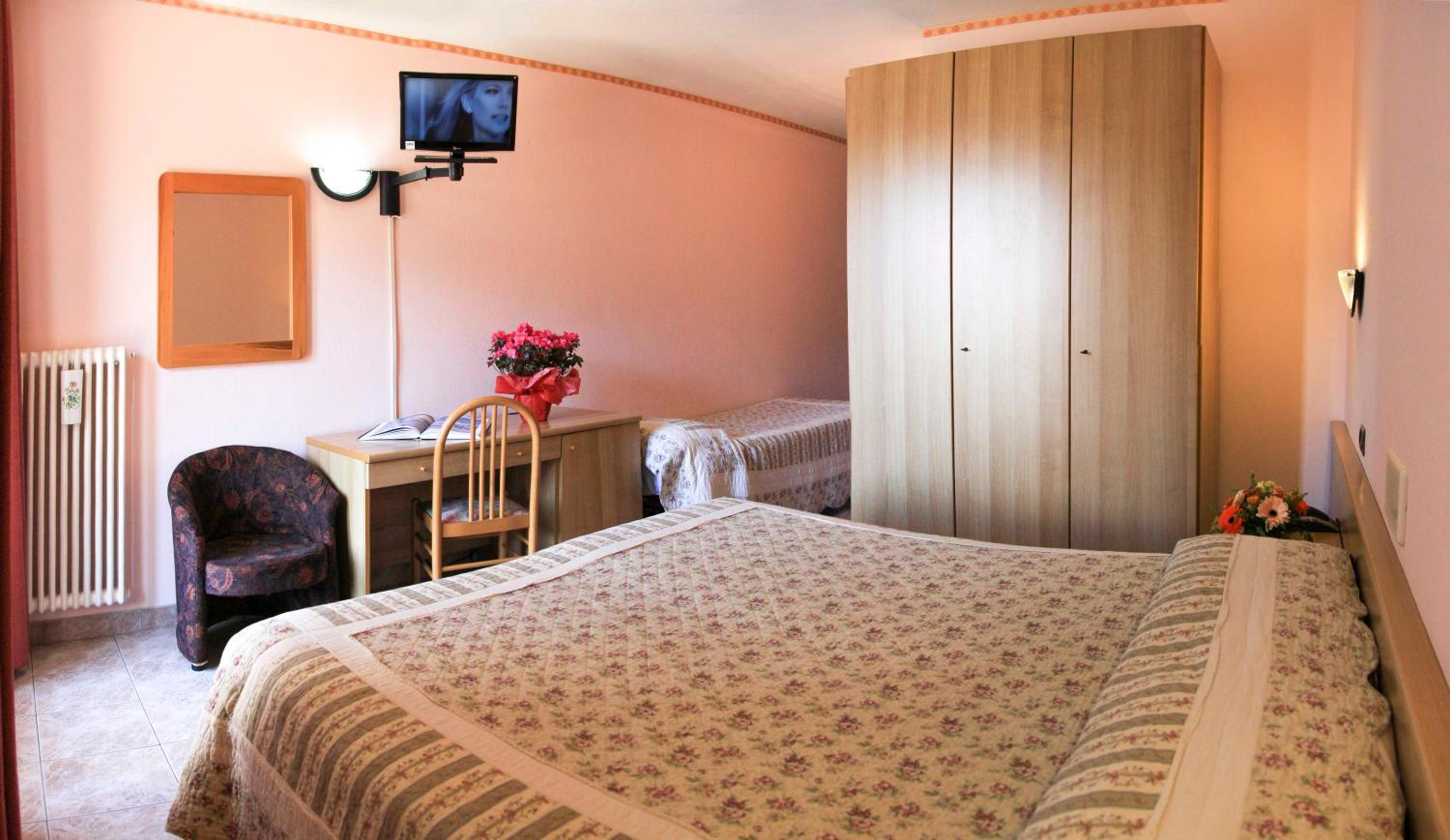 Triple Room - Photo 4