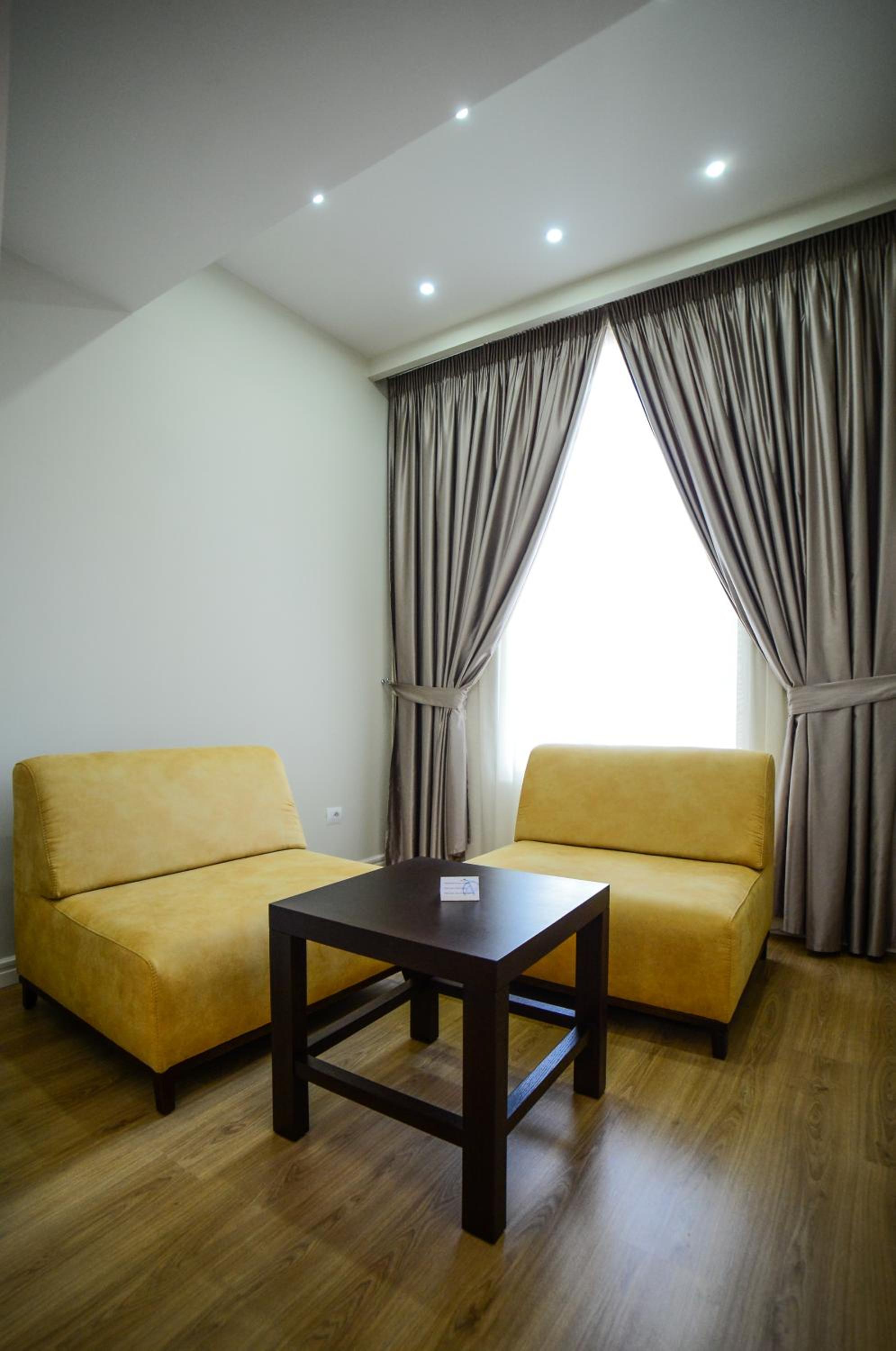 Double Room with Balcony photo 3