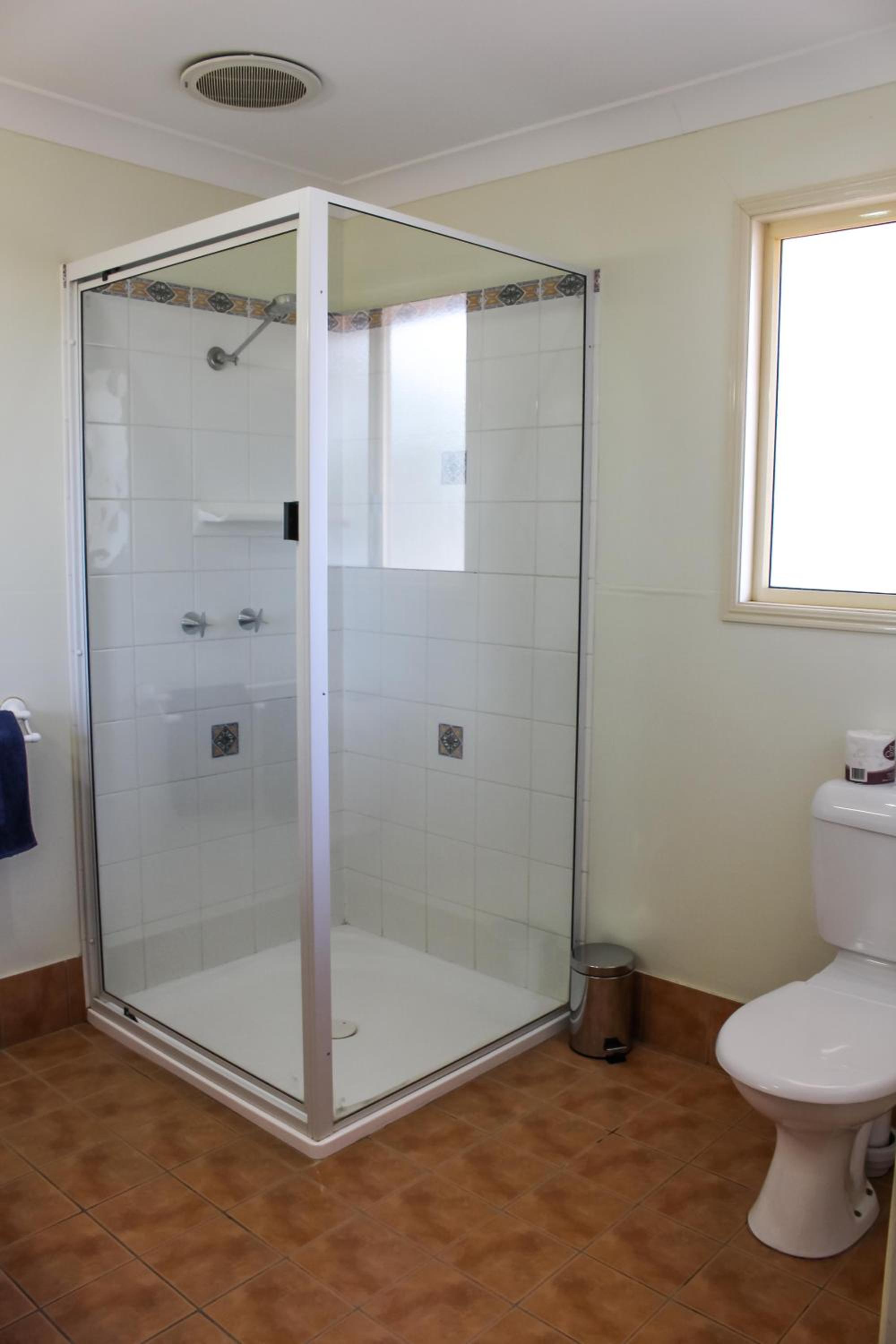 Large Double or Twin Room photo 2