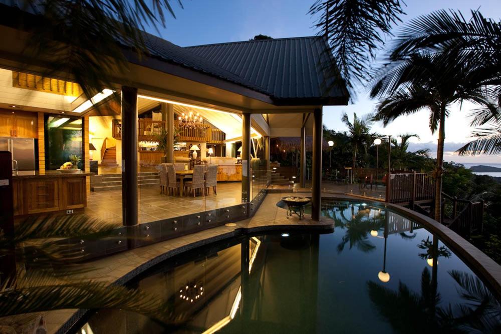 Four-Bedroom House photo 3