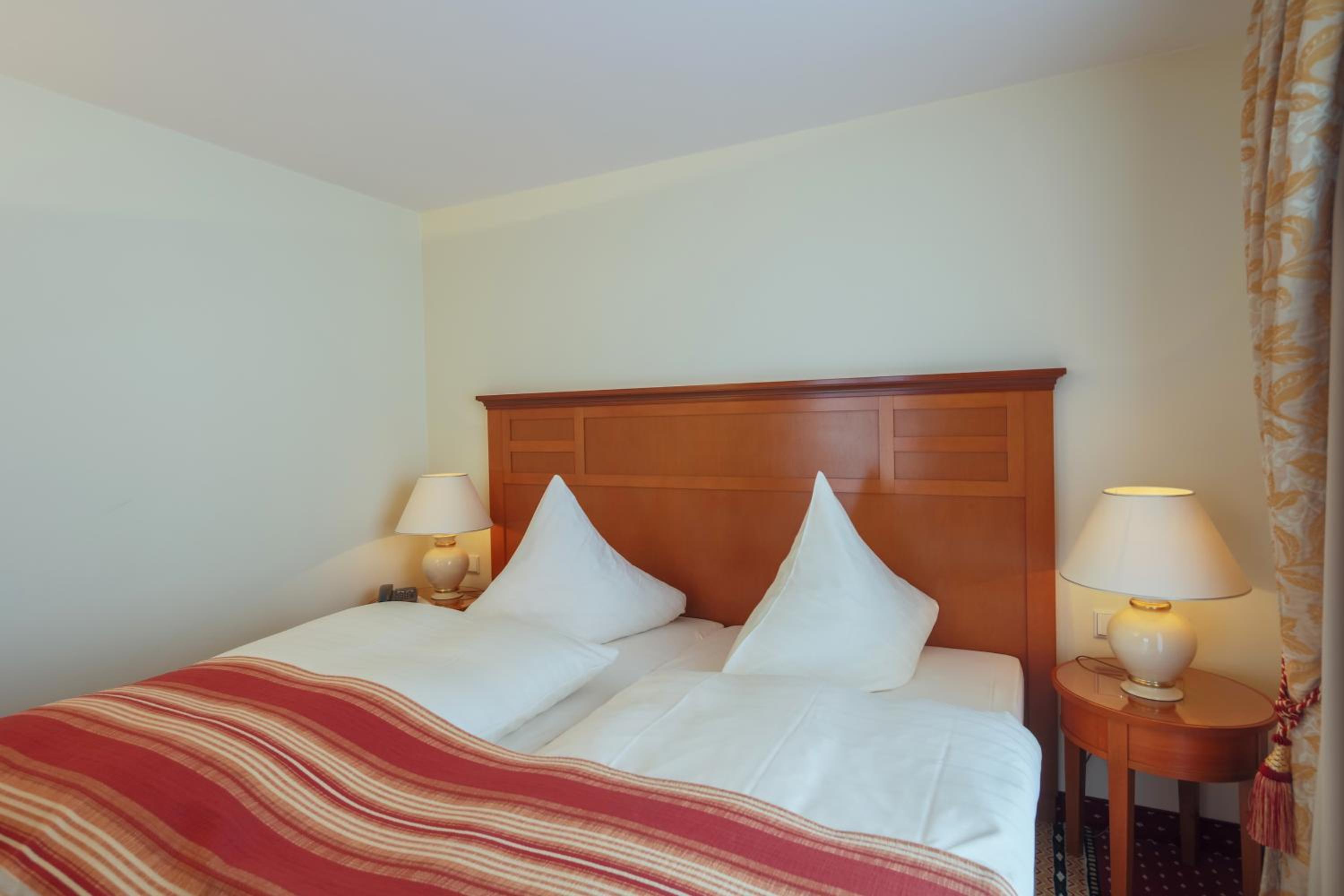 Deluxe Suite - Photo 5