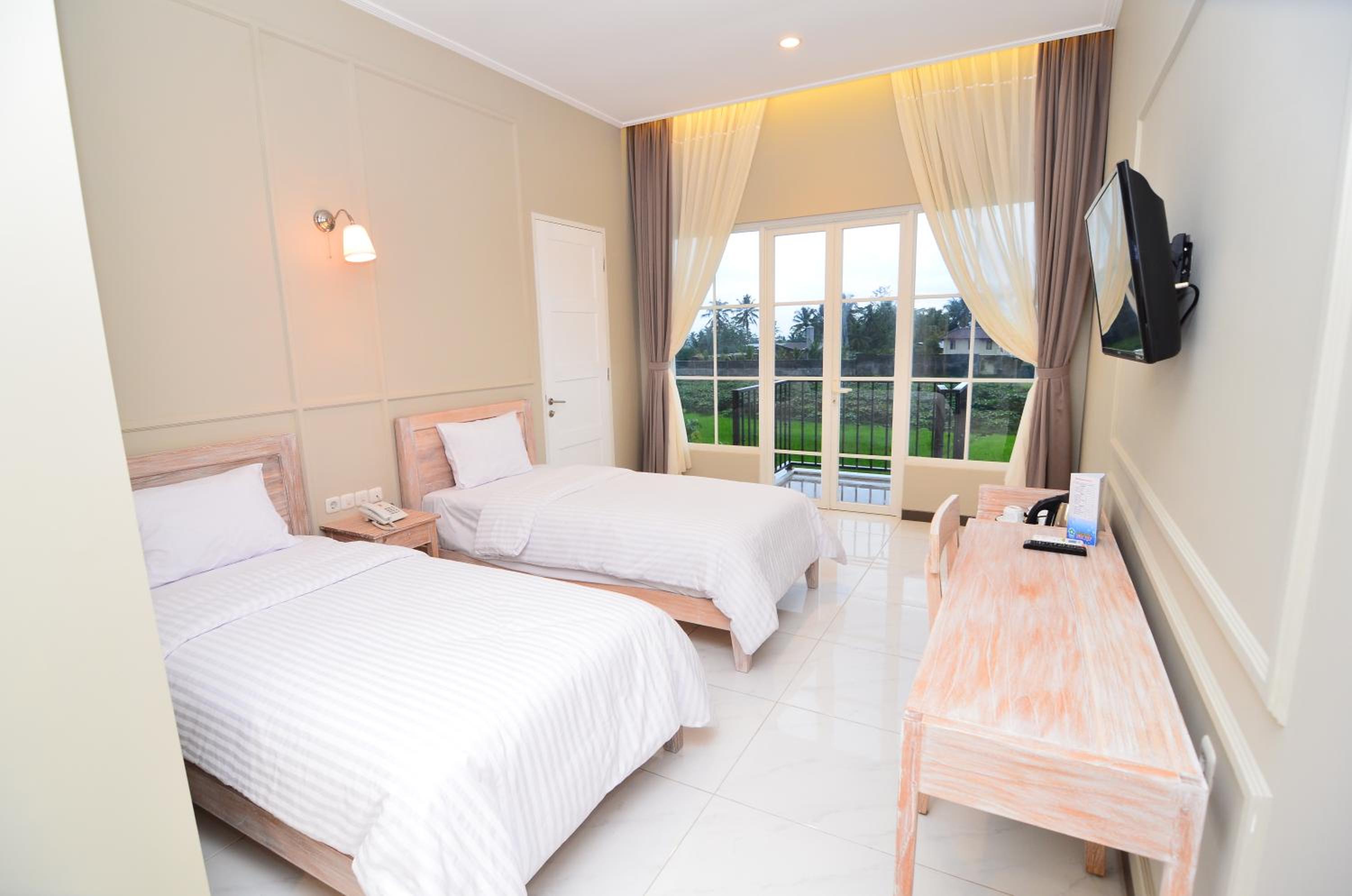Standard Double or Twin Room - Photo 6