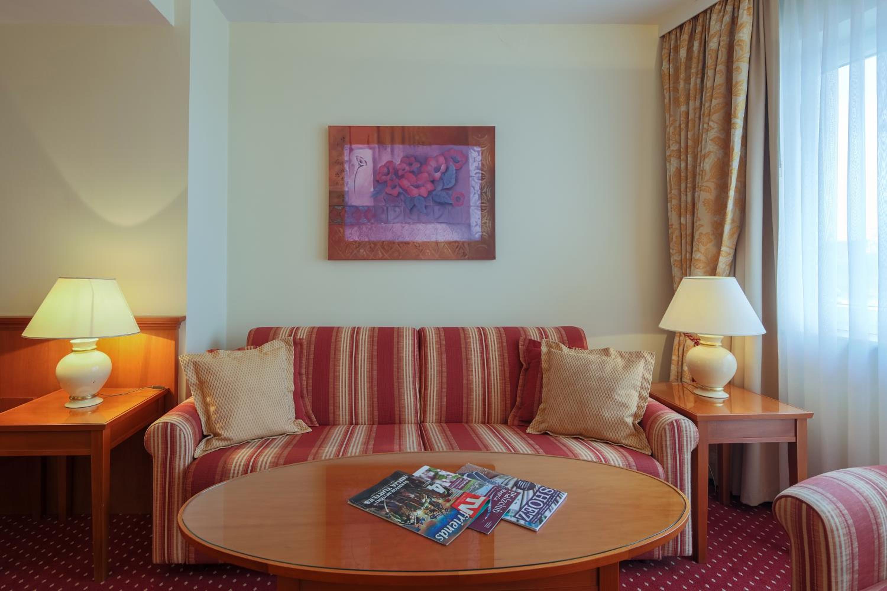 Junior Suite - Photo 1