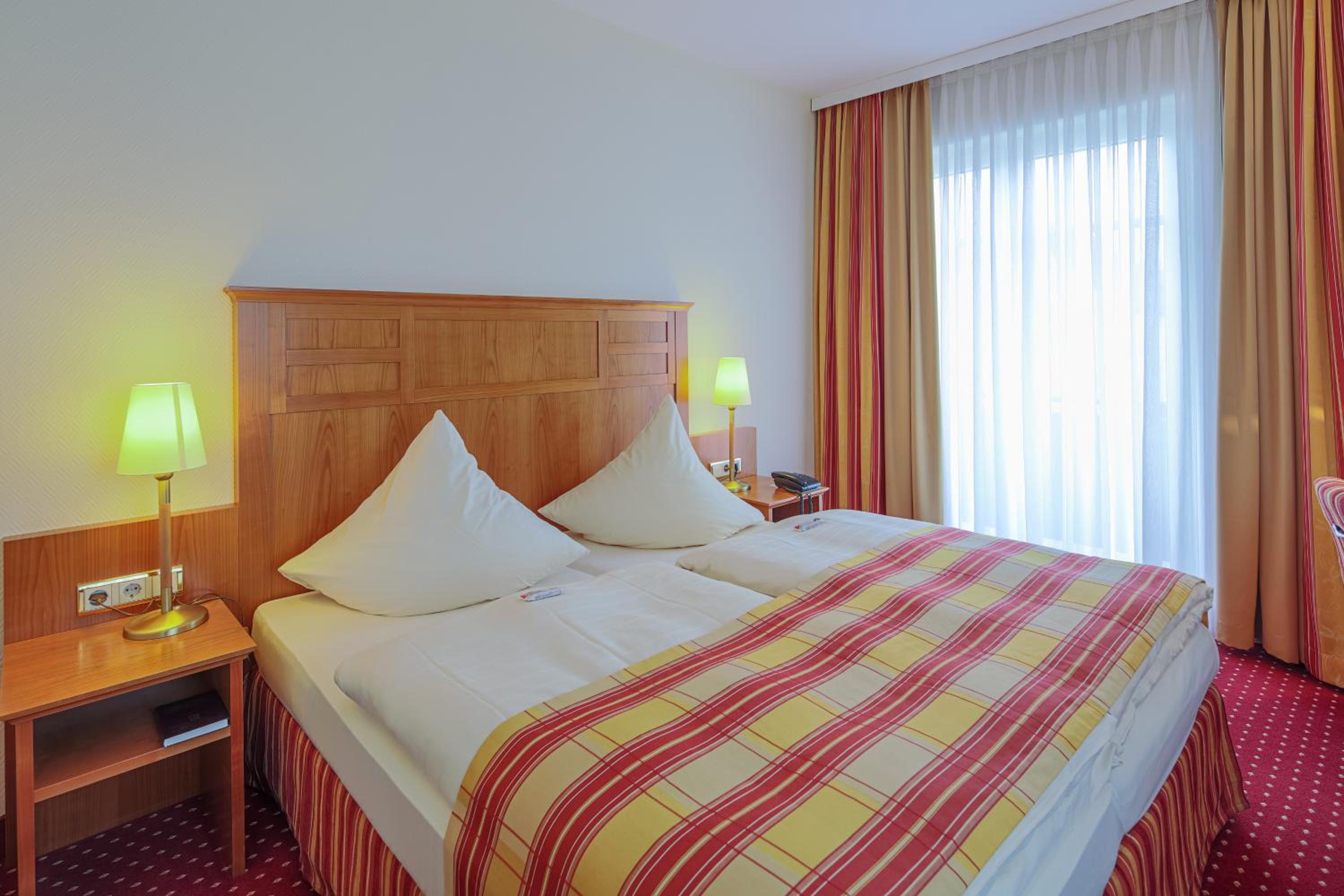 Standard Double Room - Photo 1