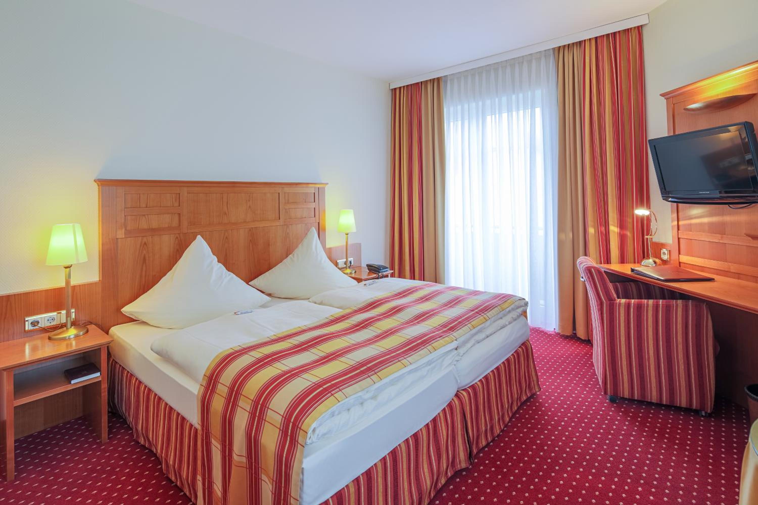 Standard Double Room - Photo 4