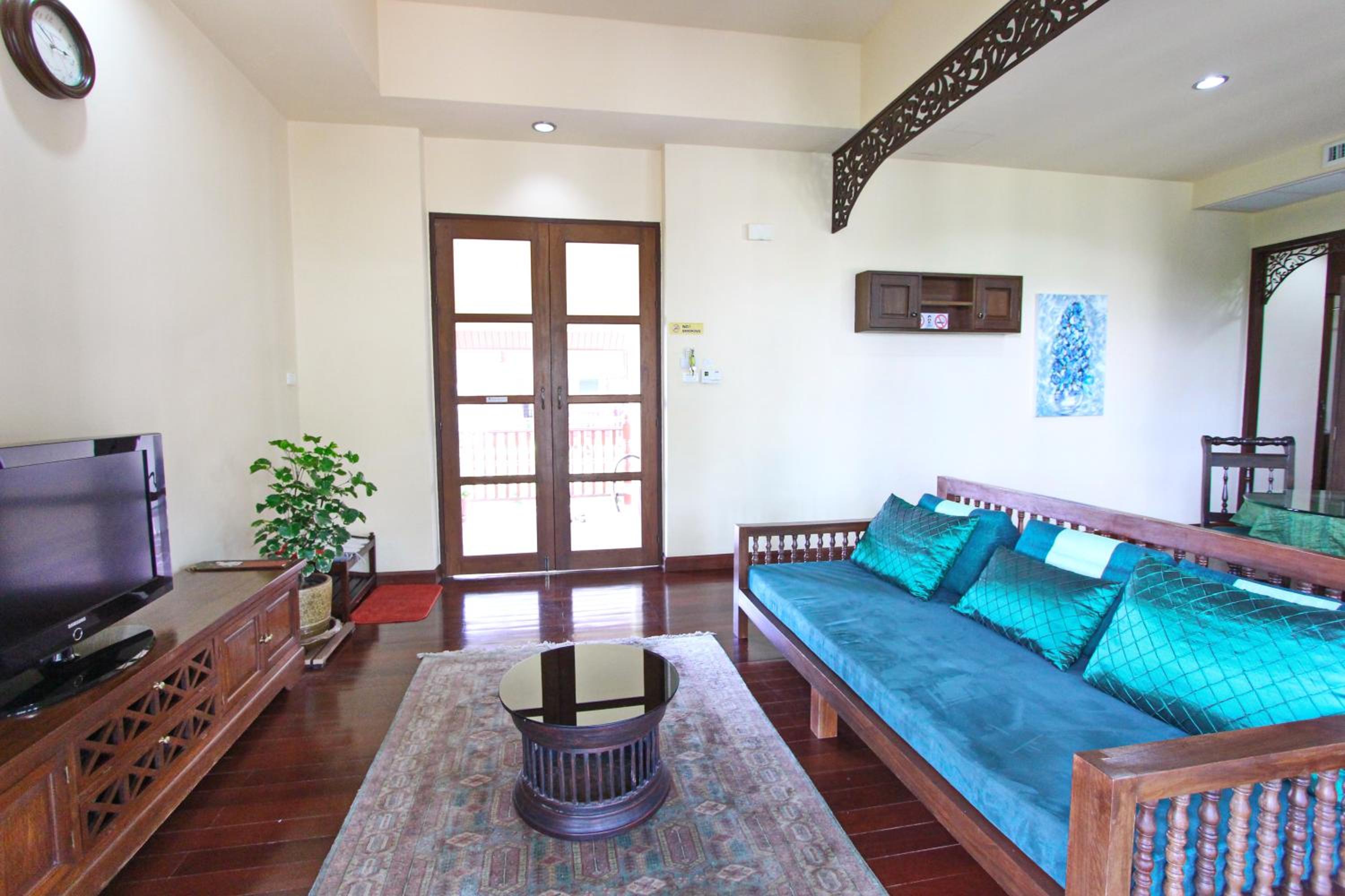 Family Suite (3 Adults) - Photo 5